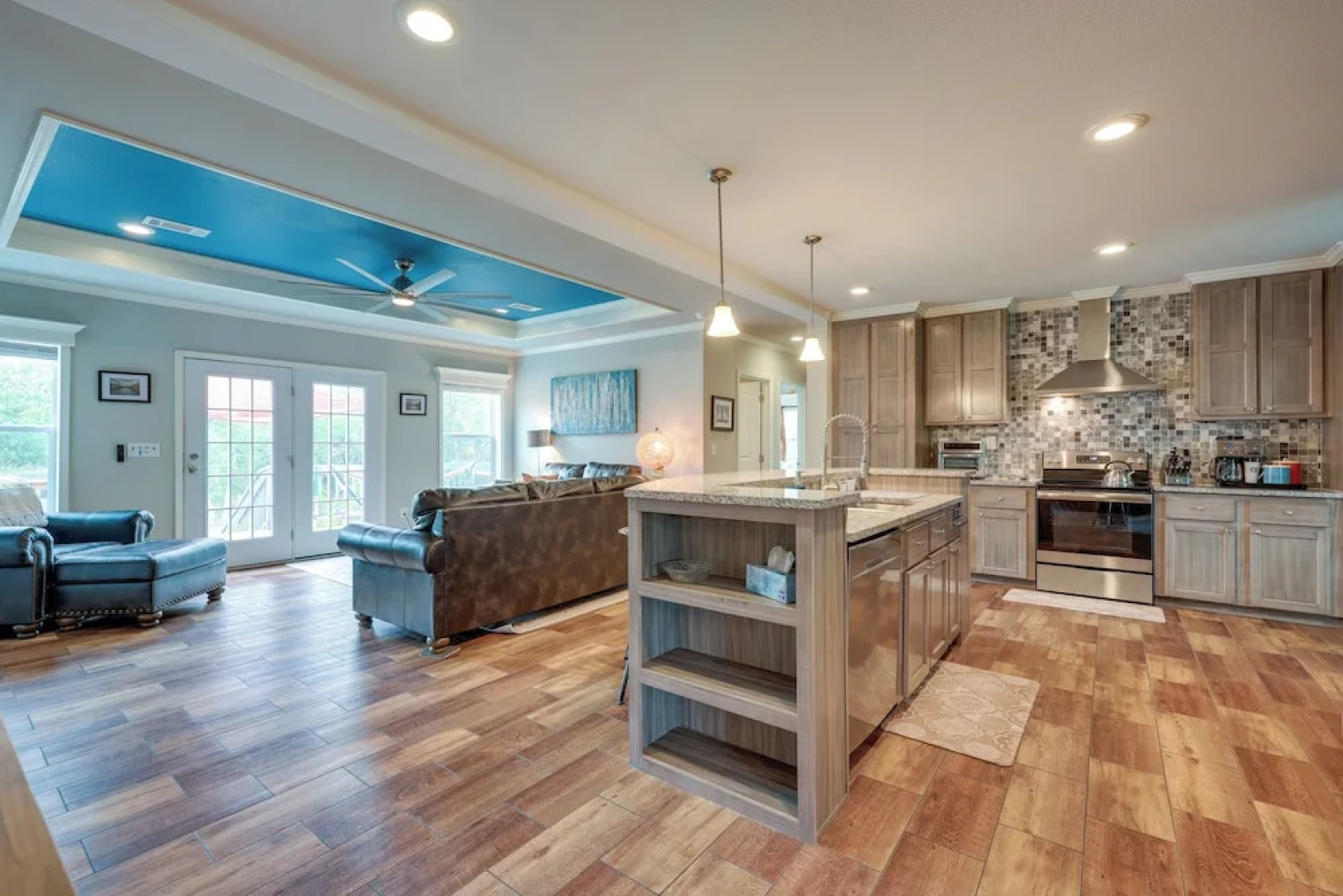 Canyon Lake Home w/ Spacious Deck & Backyard!