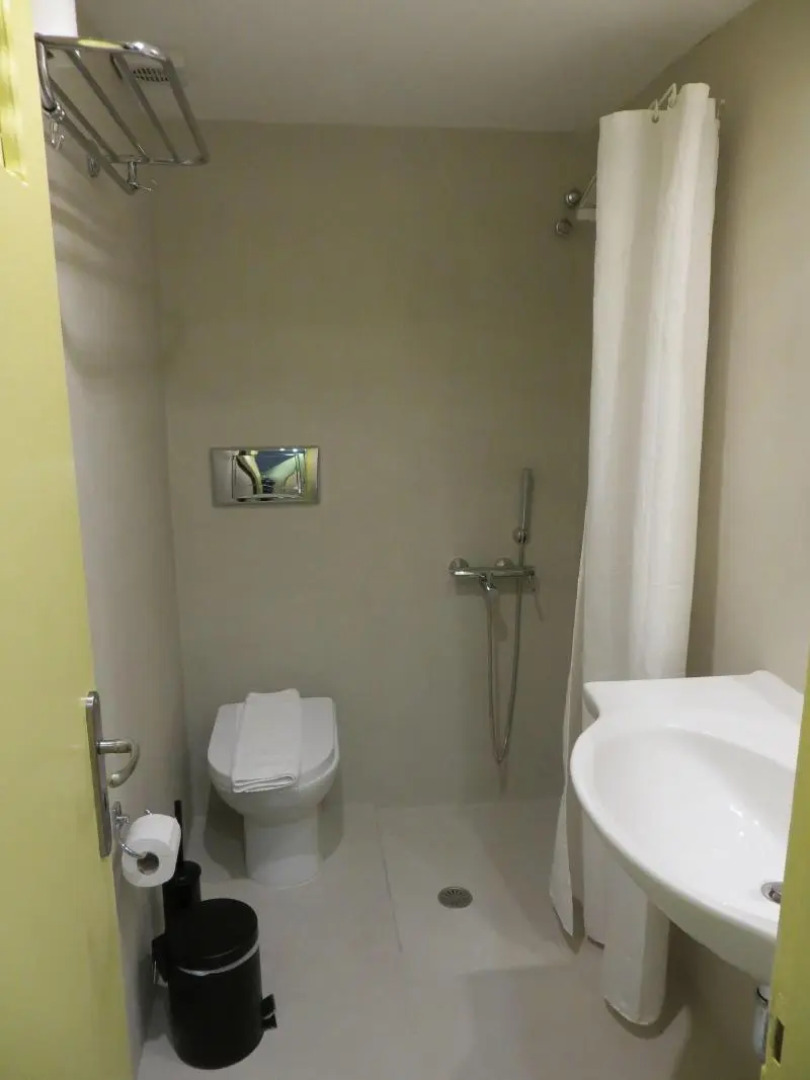 Leonidaion Guest House