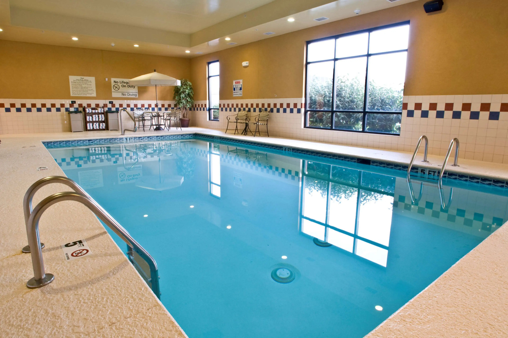 Hampton Inn & Suites Cincinnati-Union Center