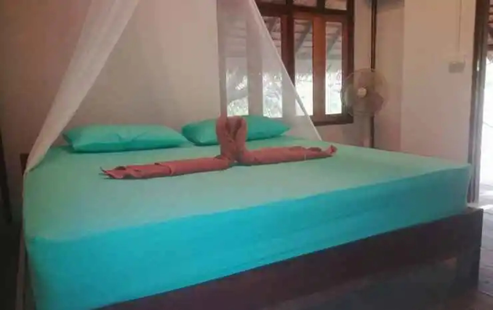 Cashew Nut Bungalow, Ko Mook