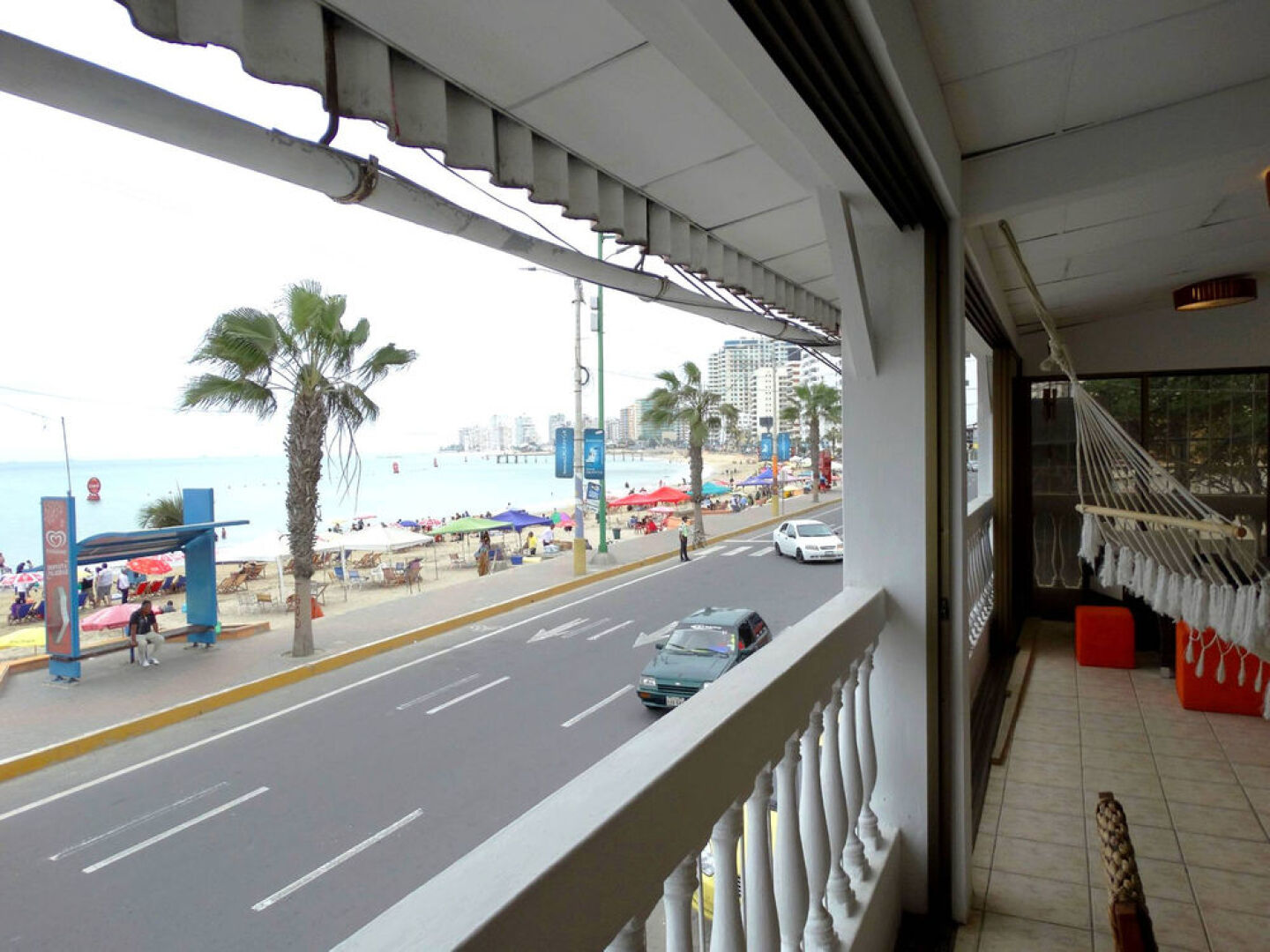 Chescos Hostel & Hotel