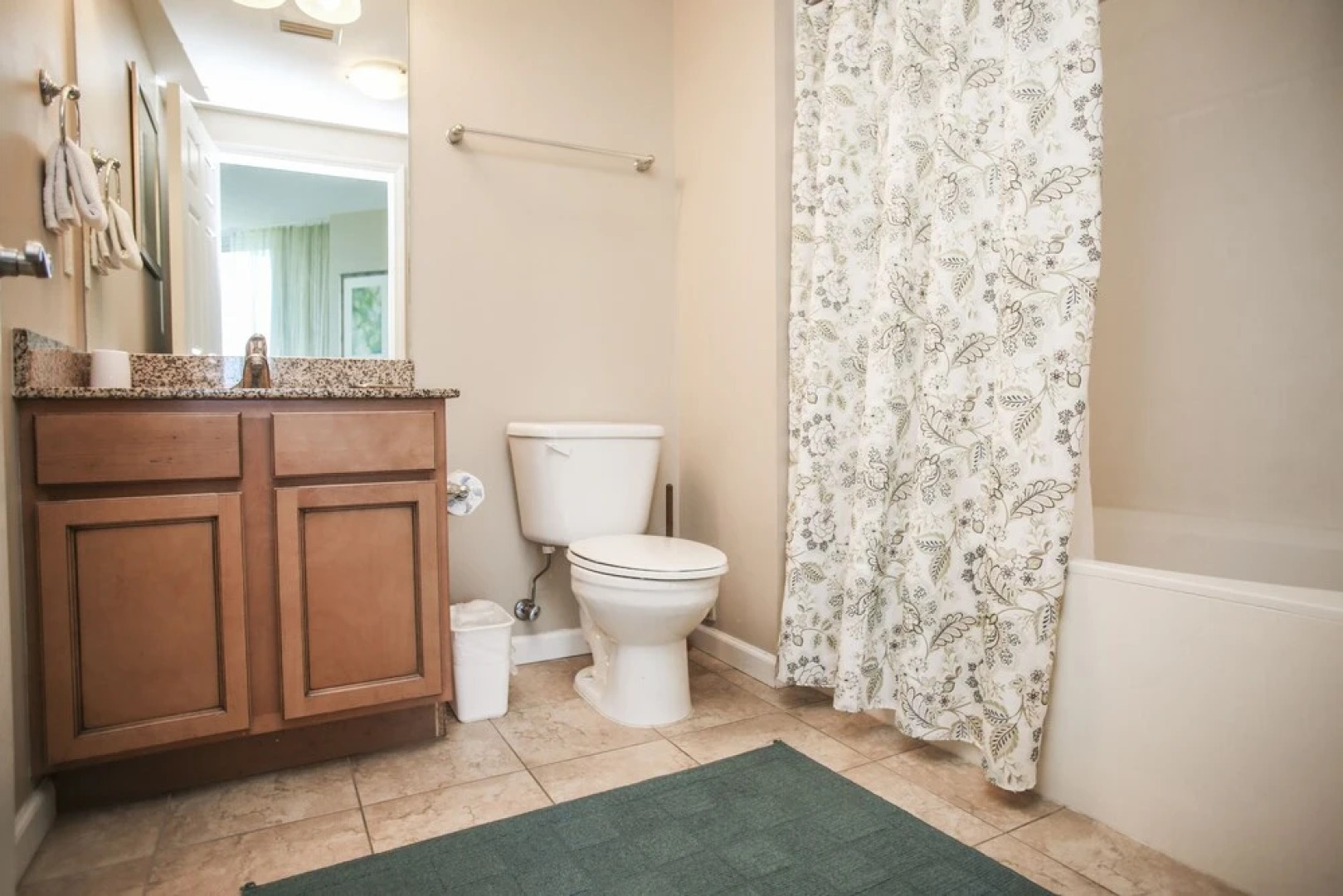 The Palms of Destin Resort by Panhandle Getaways