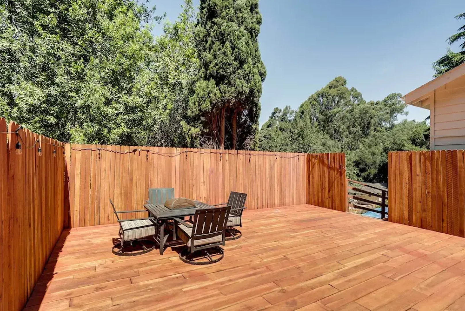 Unique Castro Valley House 30 Mi to San Fran!