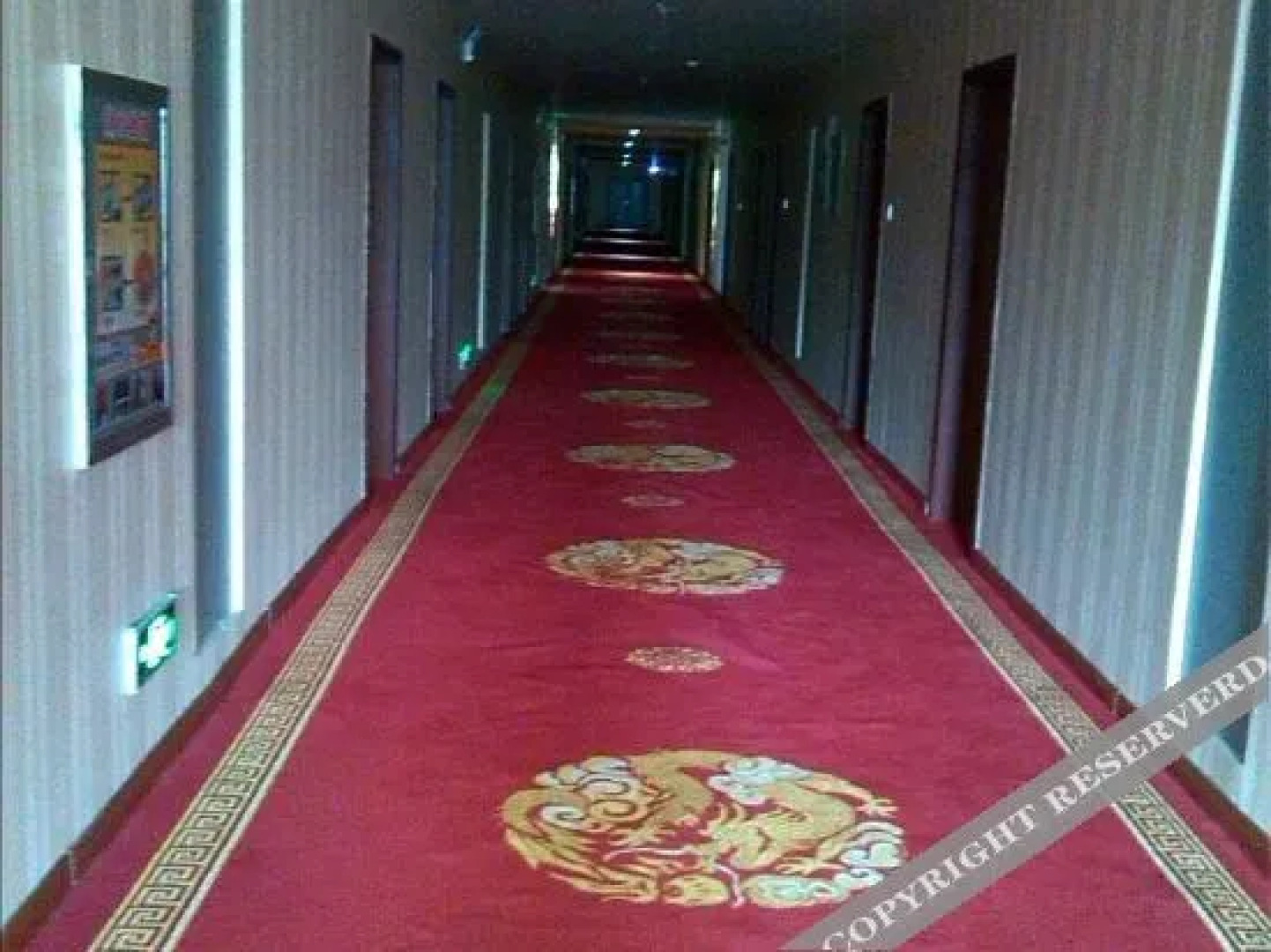 Ruoqi Kunlun Business Hotel