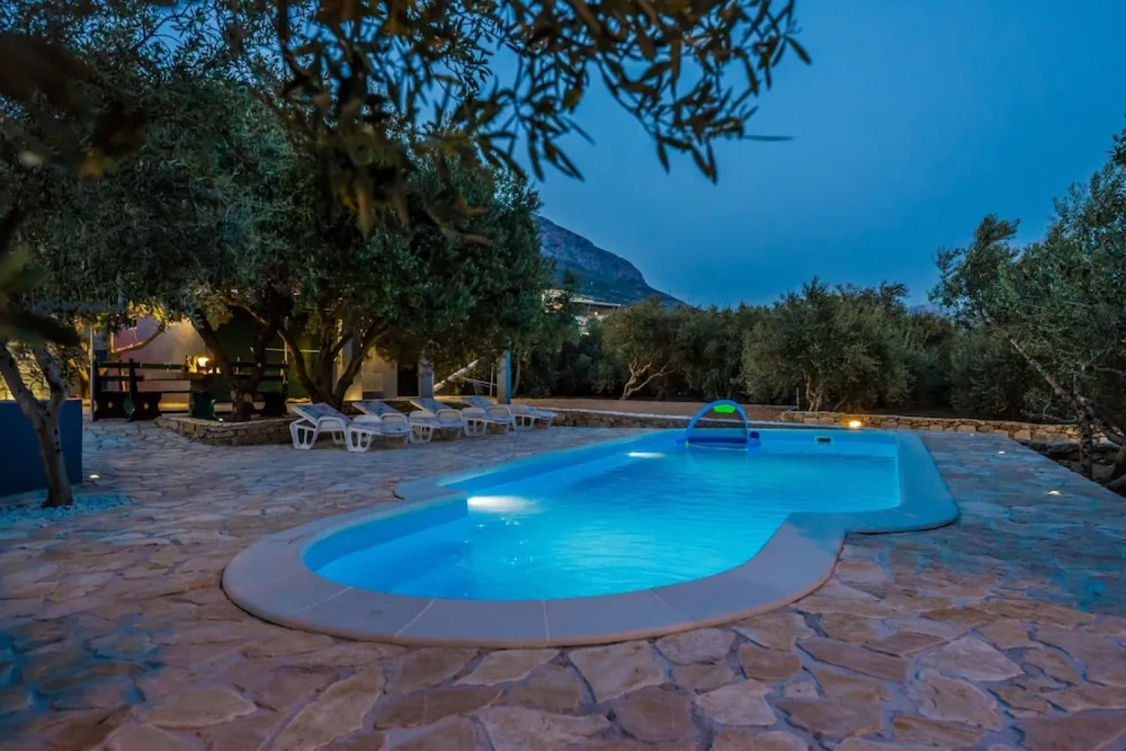 Luxury Private Villa Complex With Pool and Jacuzzi