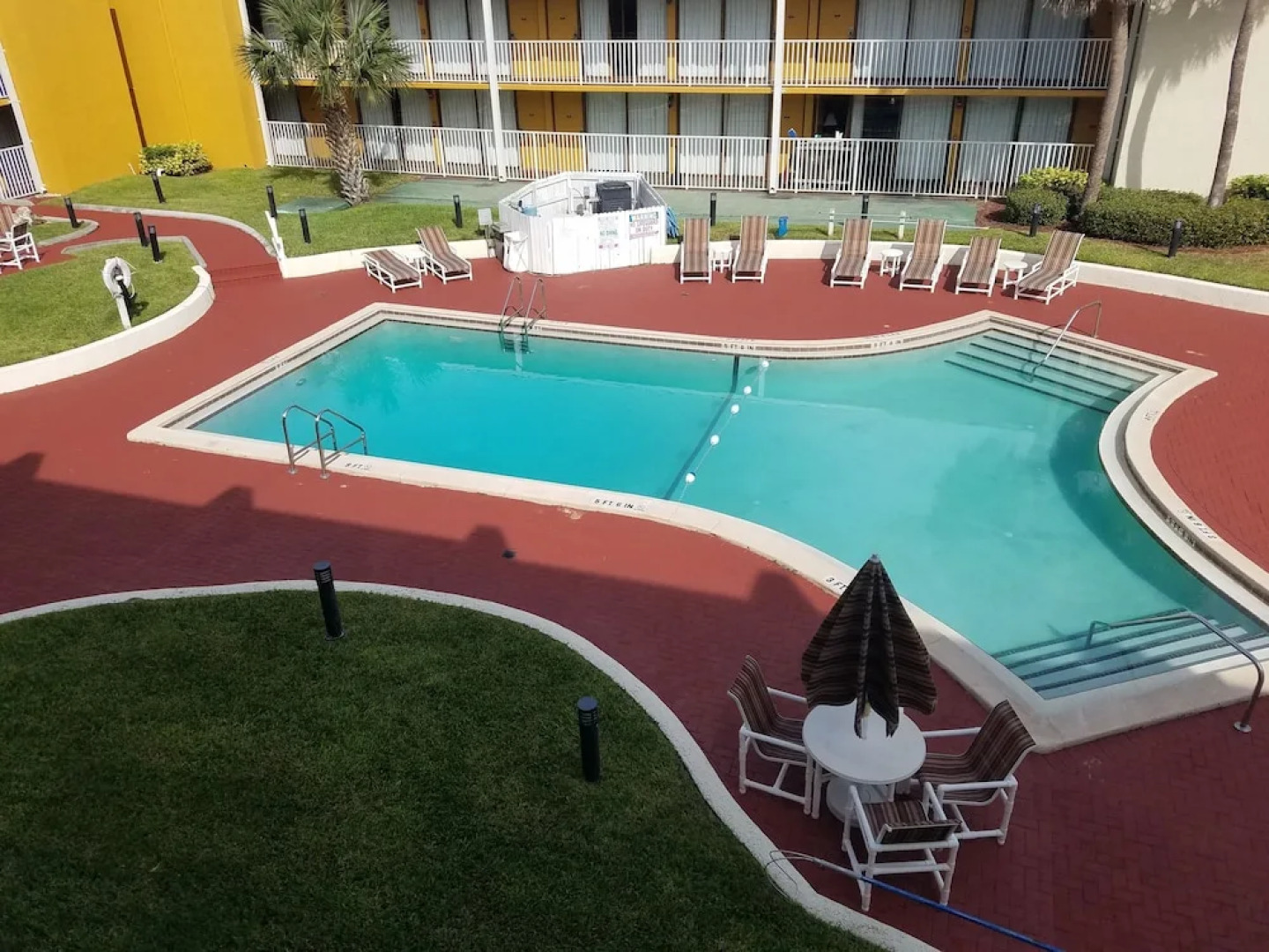 Days Inn & Suites Clermont