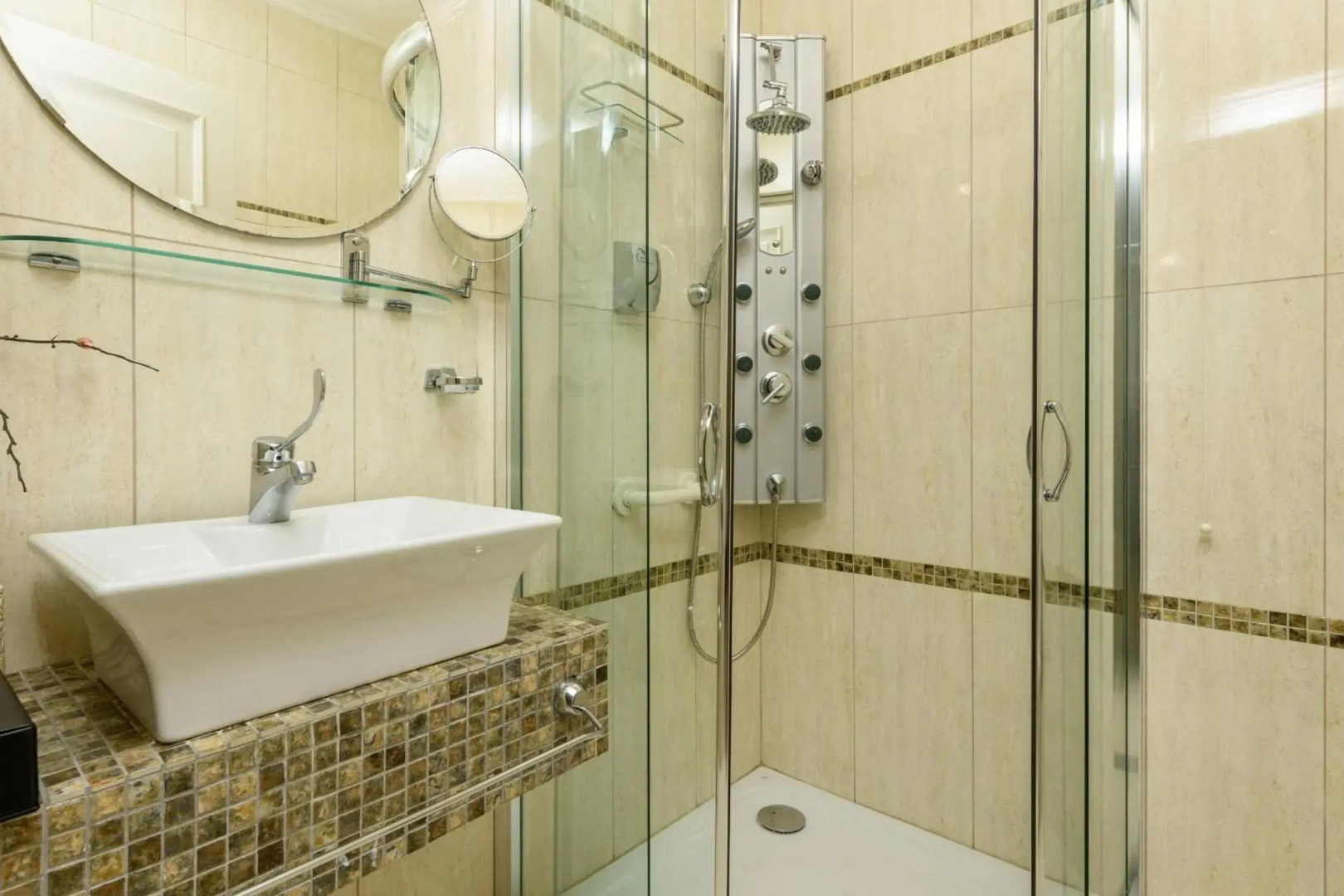 Enavlion Hotel Batagianni