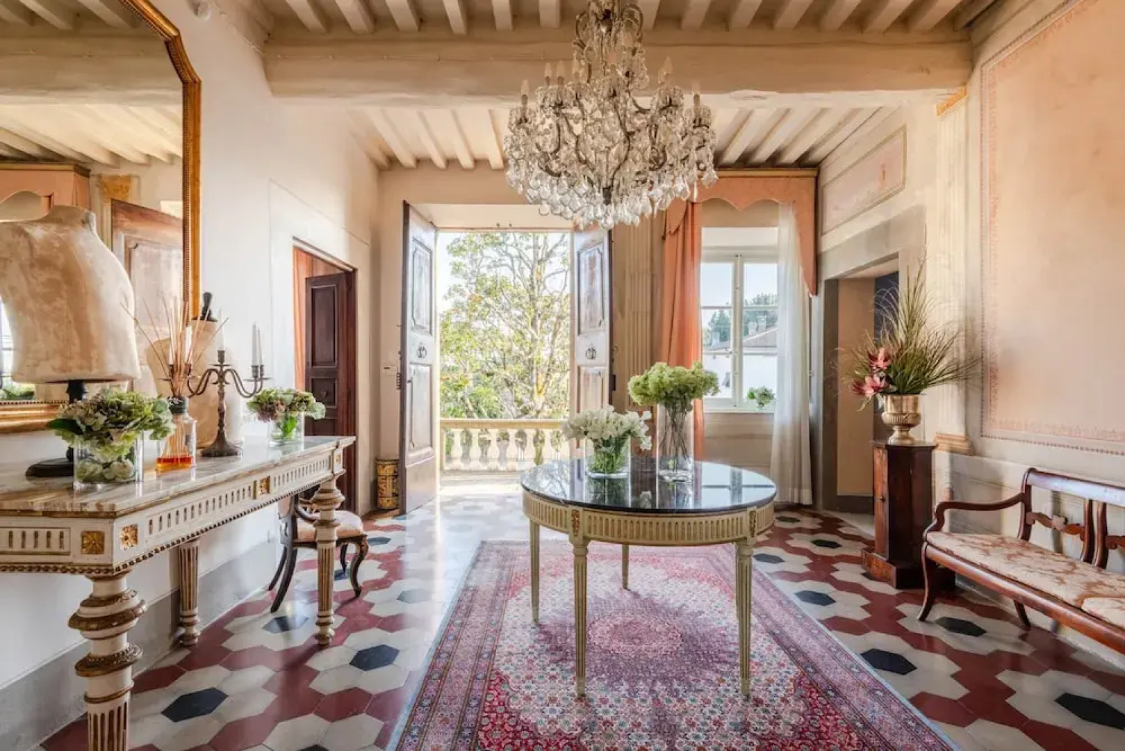 Villa Antica in Lucca