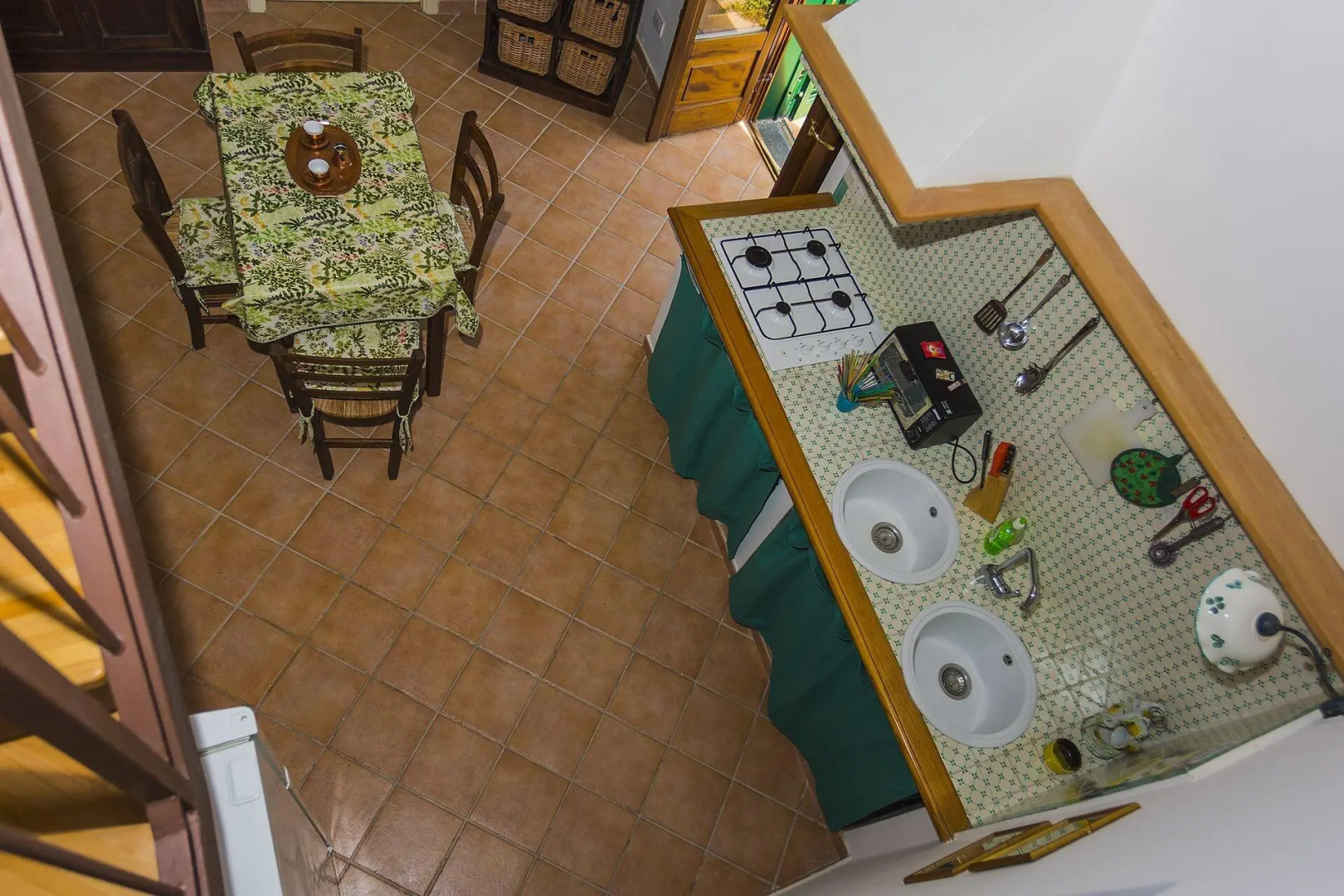 Amalfi Hills Country Hotel