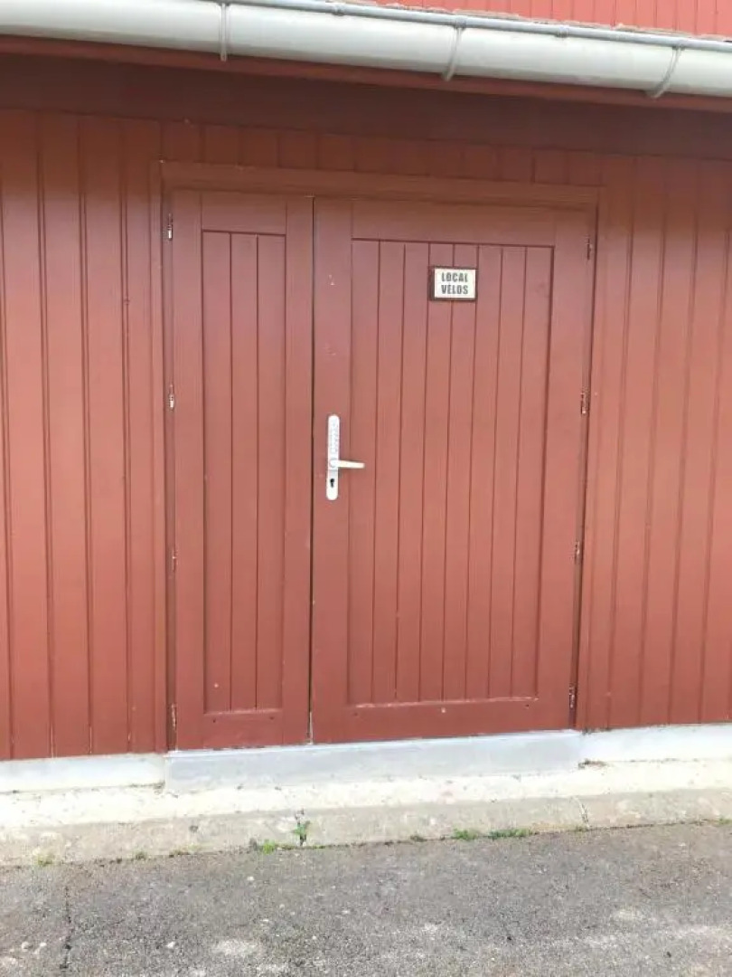 Bernex Studio Au Calme Parking Prive