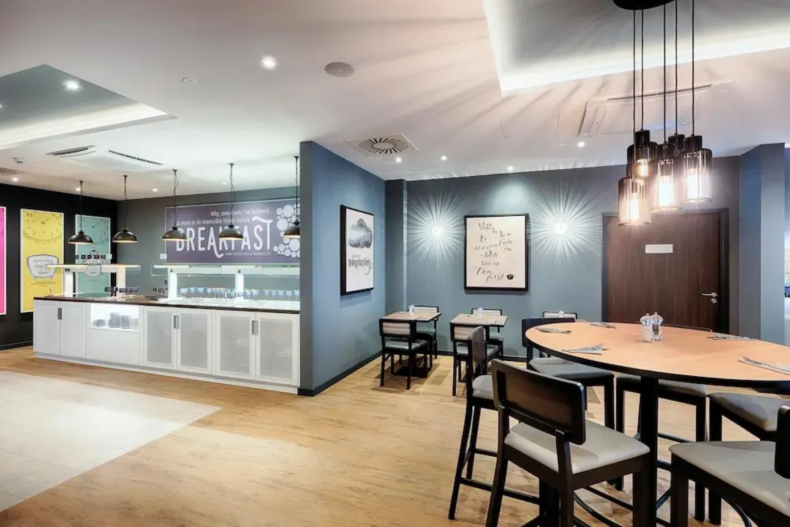 Отель Premier Inn Koeln City Centre