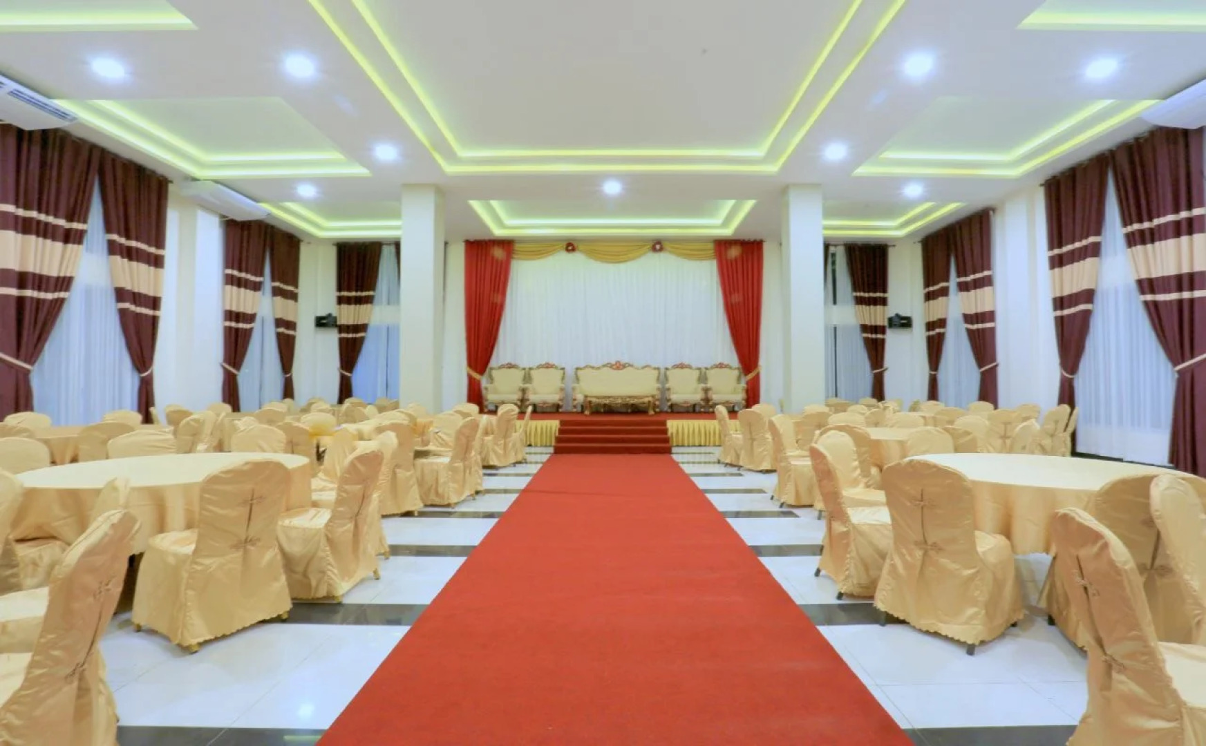 Glorious Monywa Hotel