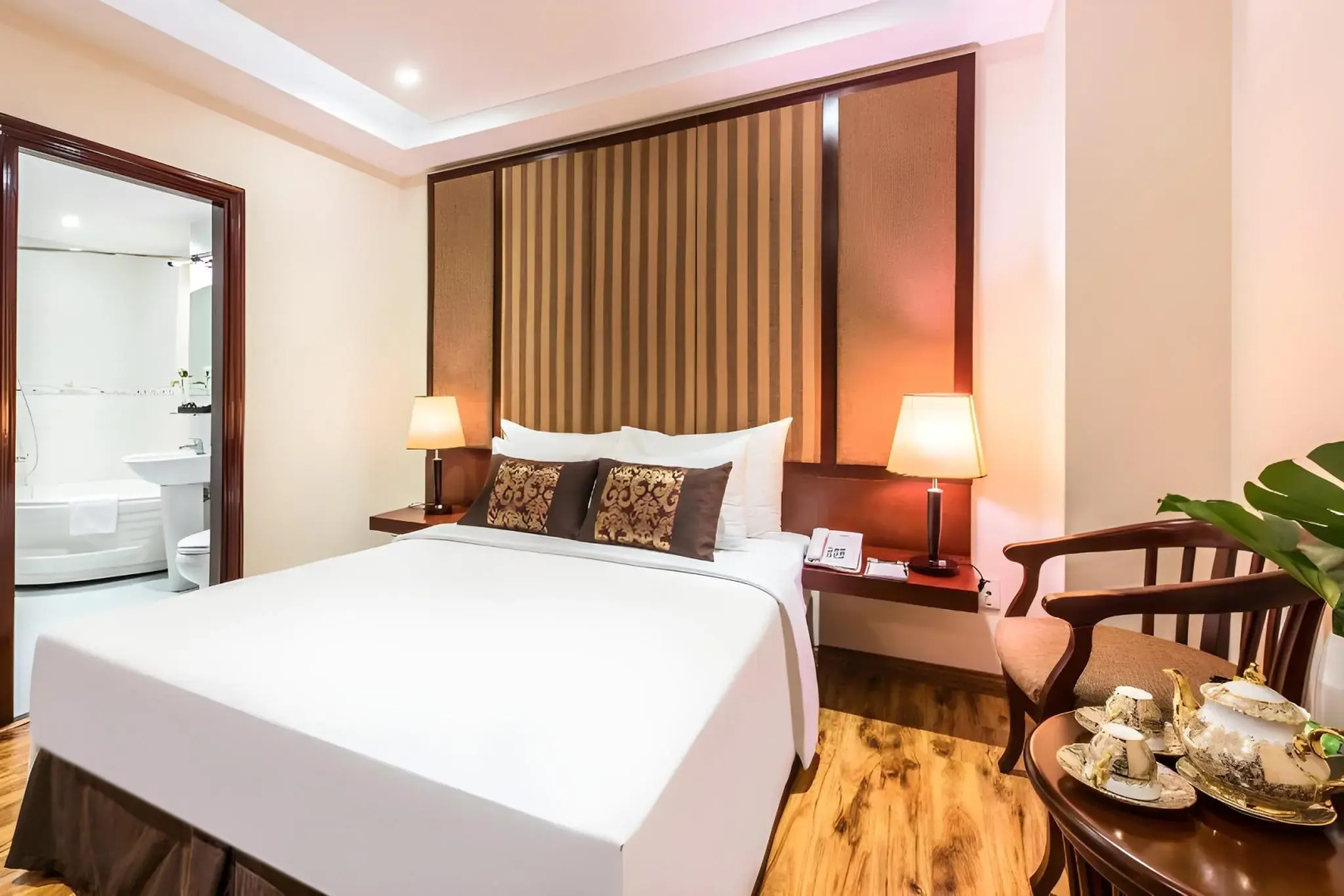 Paragon Saigon Hotel
