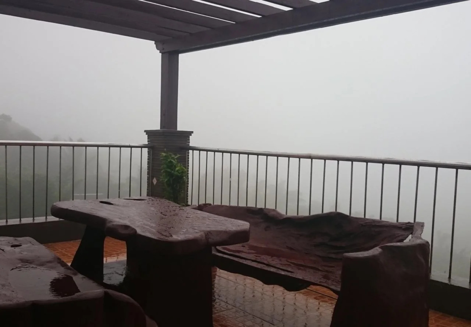 Chateau Beatrice Bed & Breakfast