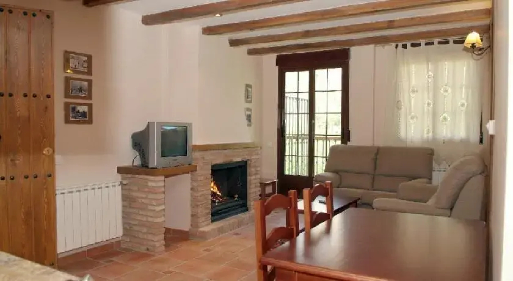 Alojamientos Rurales Navahondona