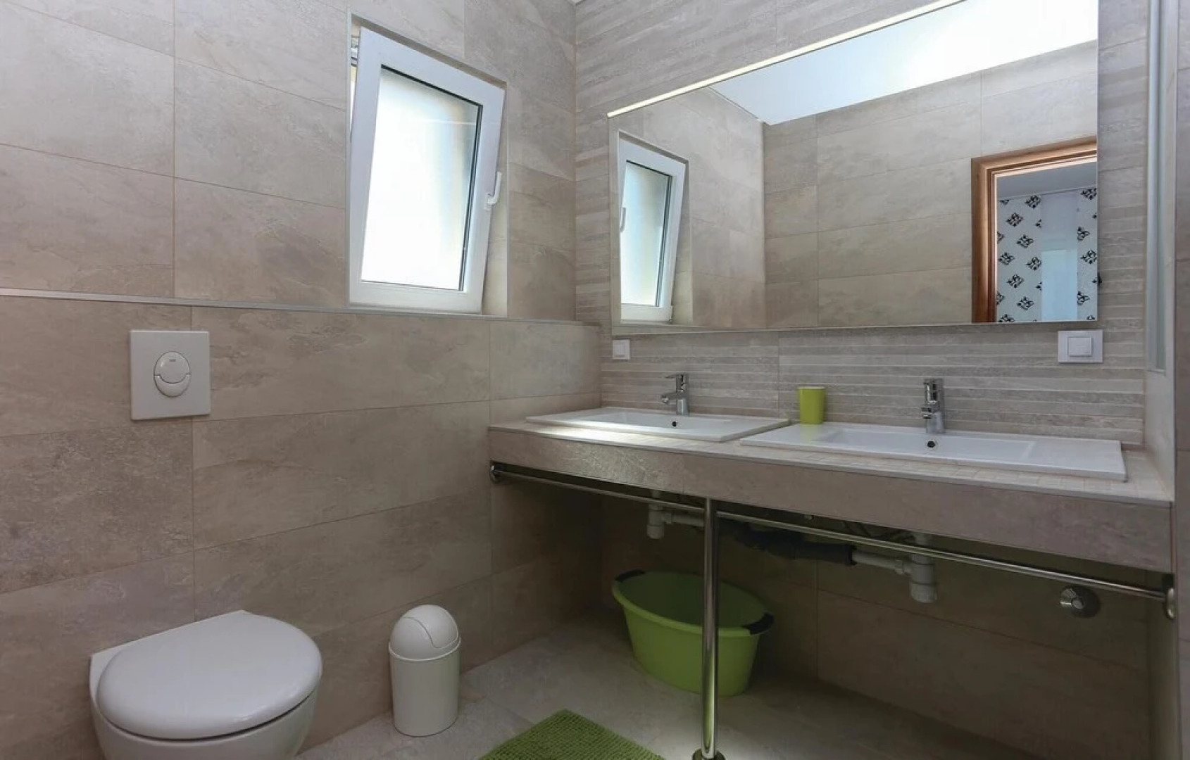 Stunning Home in Kastel Stafilic With Wifi and 6 Bedrooms