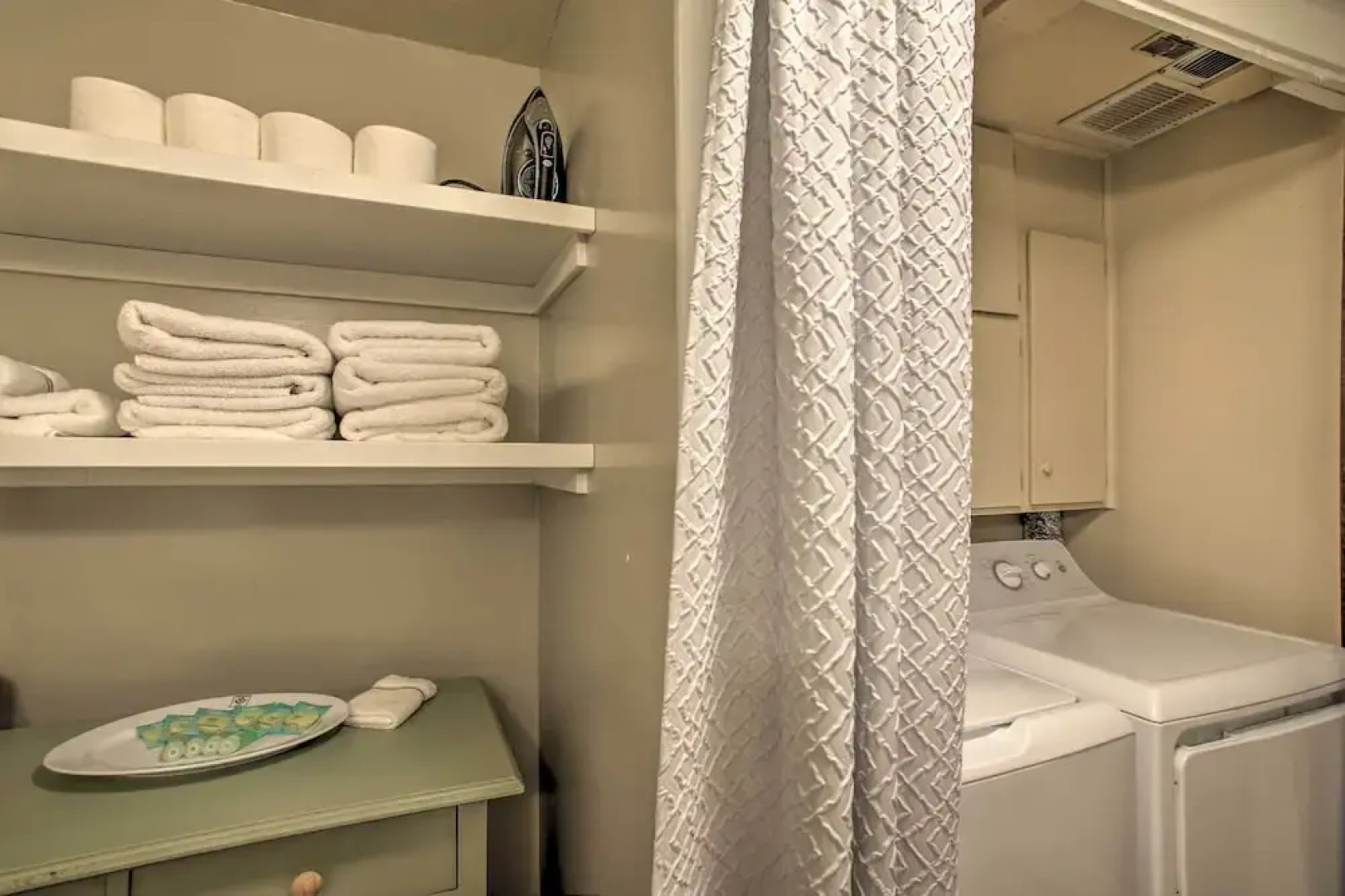 Hillside Home w/ Dock ~ 8 Mi to Coeur D'alene!