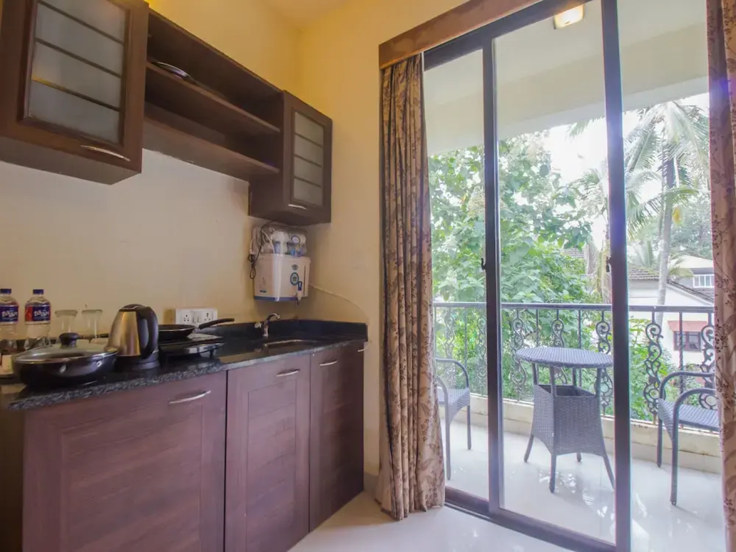 OYO 16780 Home 2BHK with Pool Assagaon
