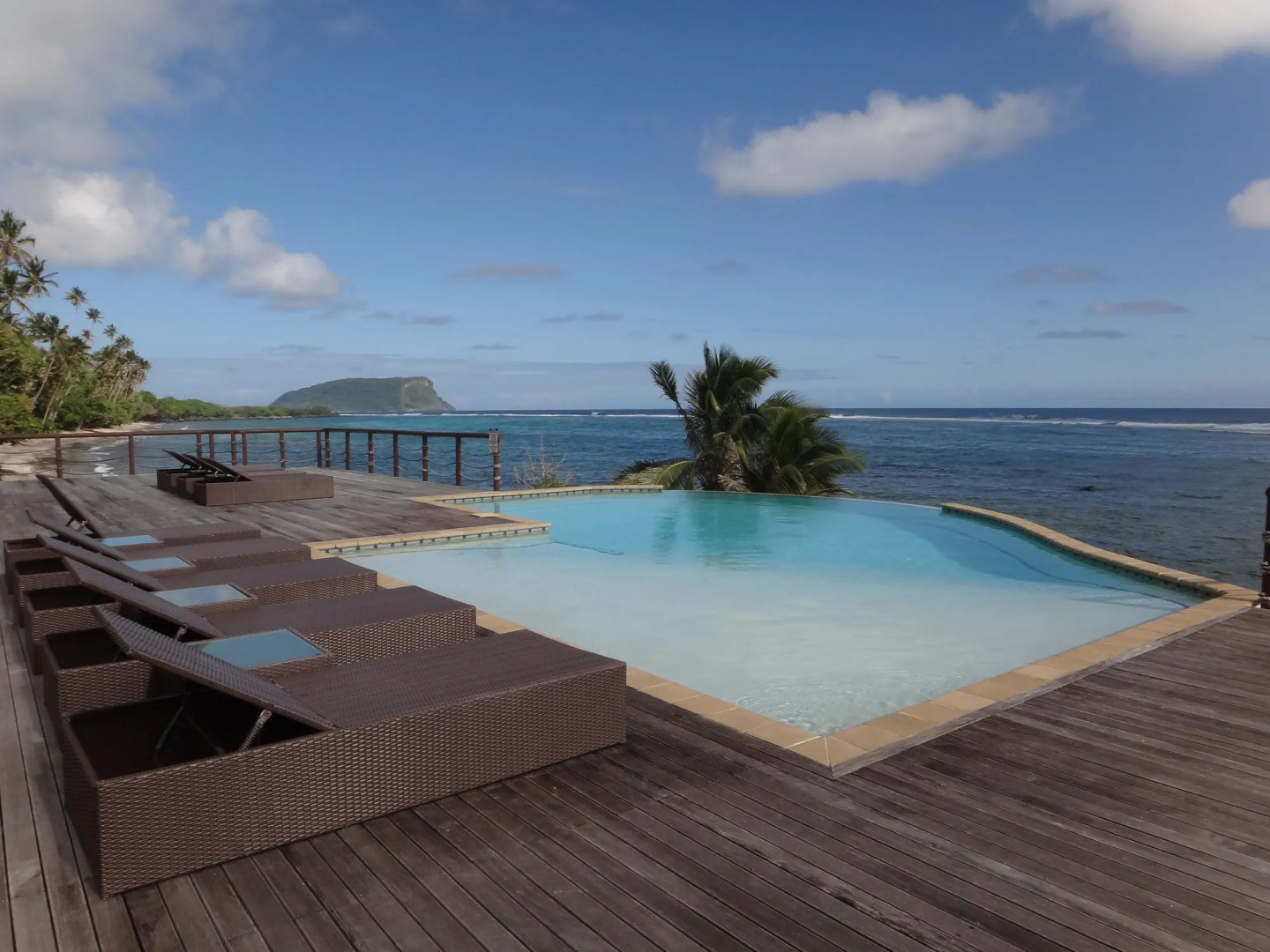 Aga Reef Resort and Spa