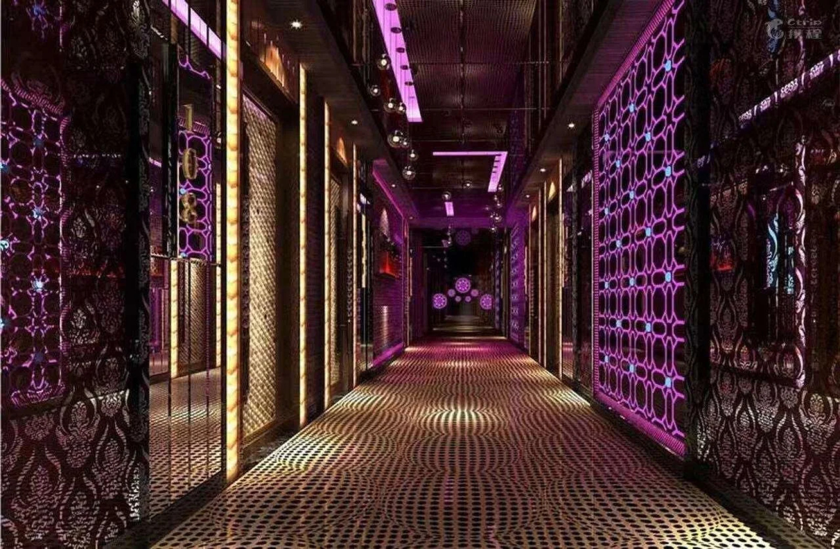 Fangzhong Holiday Hotel