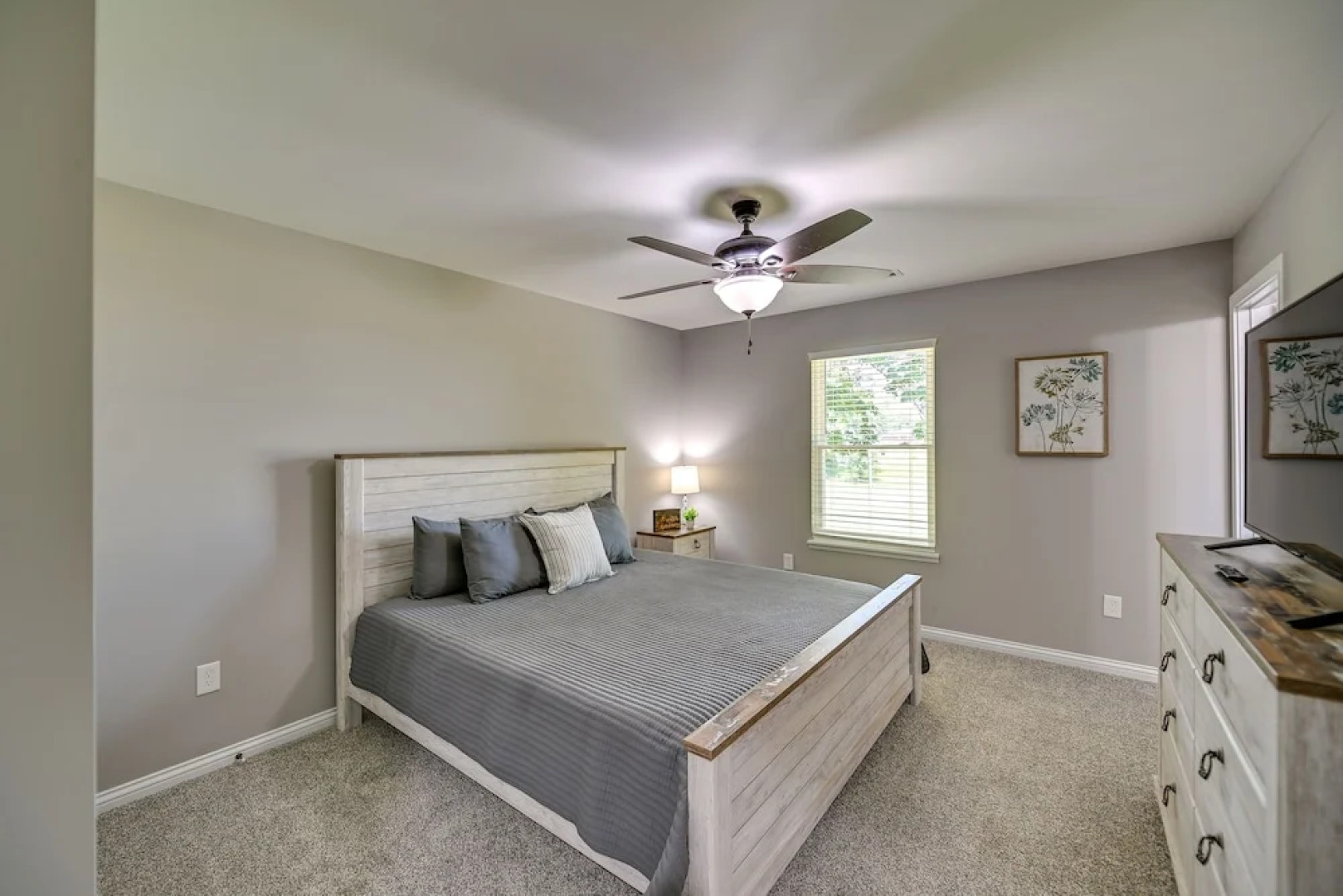 Serene Dry Ridge Vacation Rental w/ Nearby Fishing