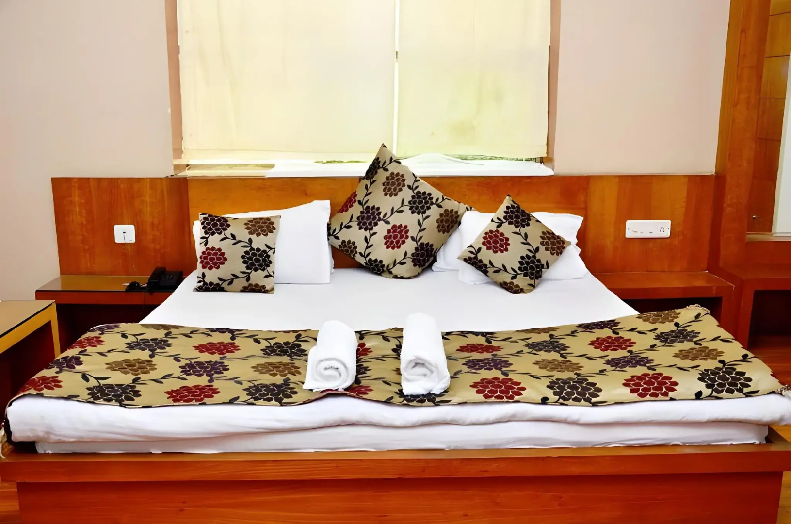 Hotel Mandakini Plaza