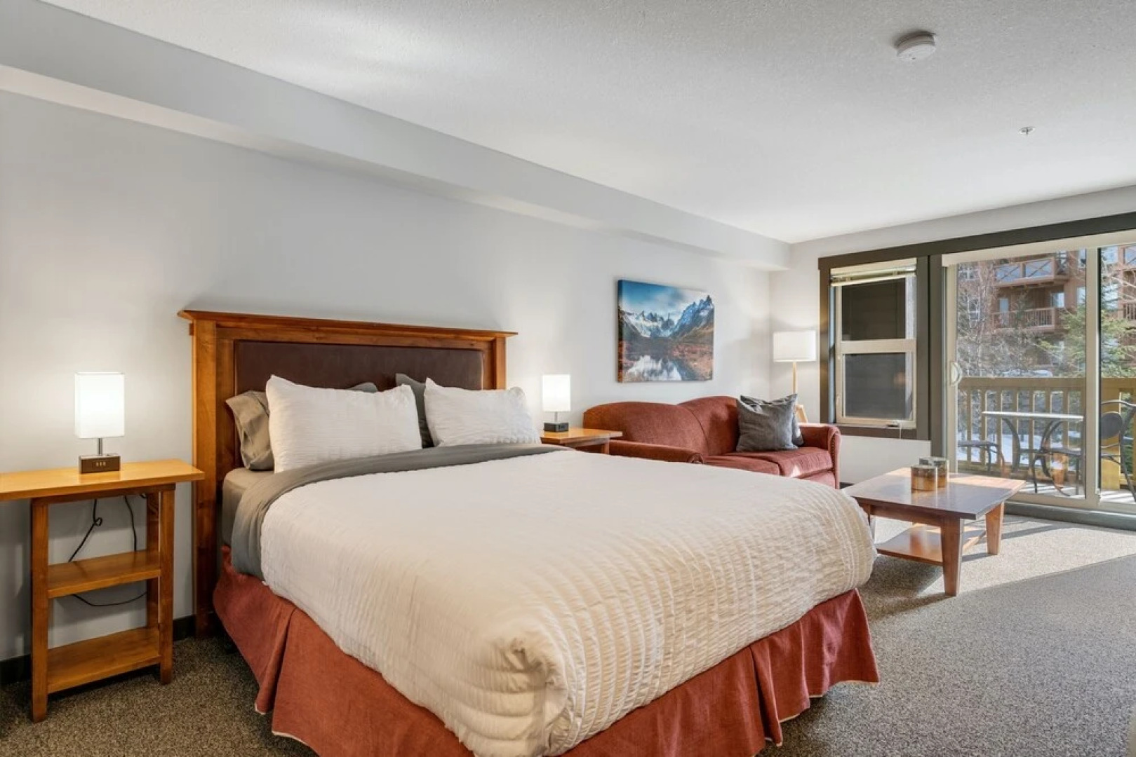 LARGE Studio | Ski In/Out | Pool & Hot Tubs | Central Upper Village Location