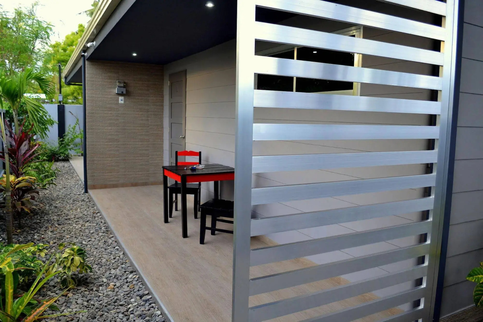 Micky Santoro- Apartments