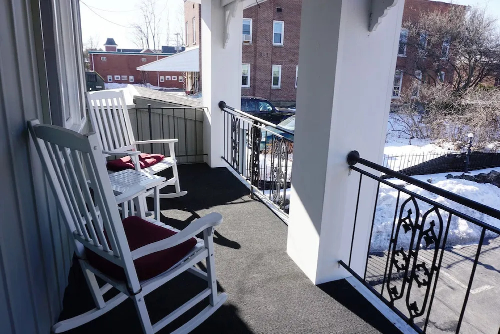 The Carriage House Inn