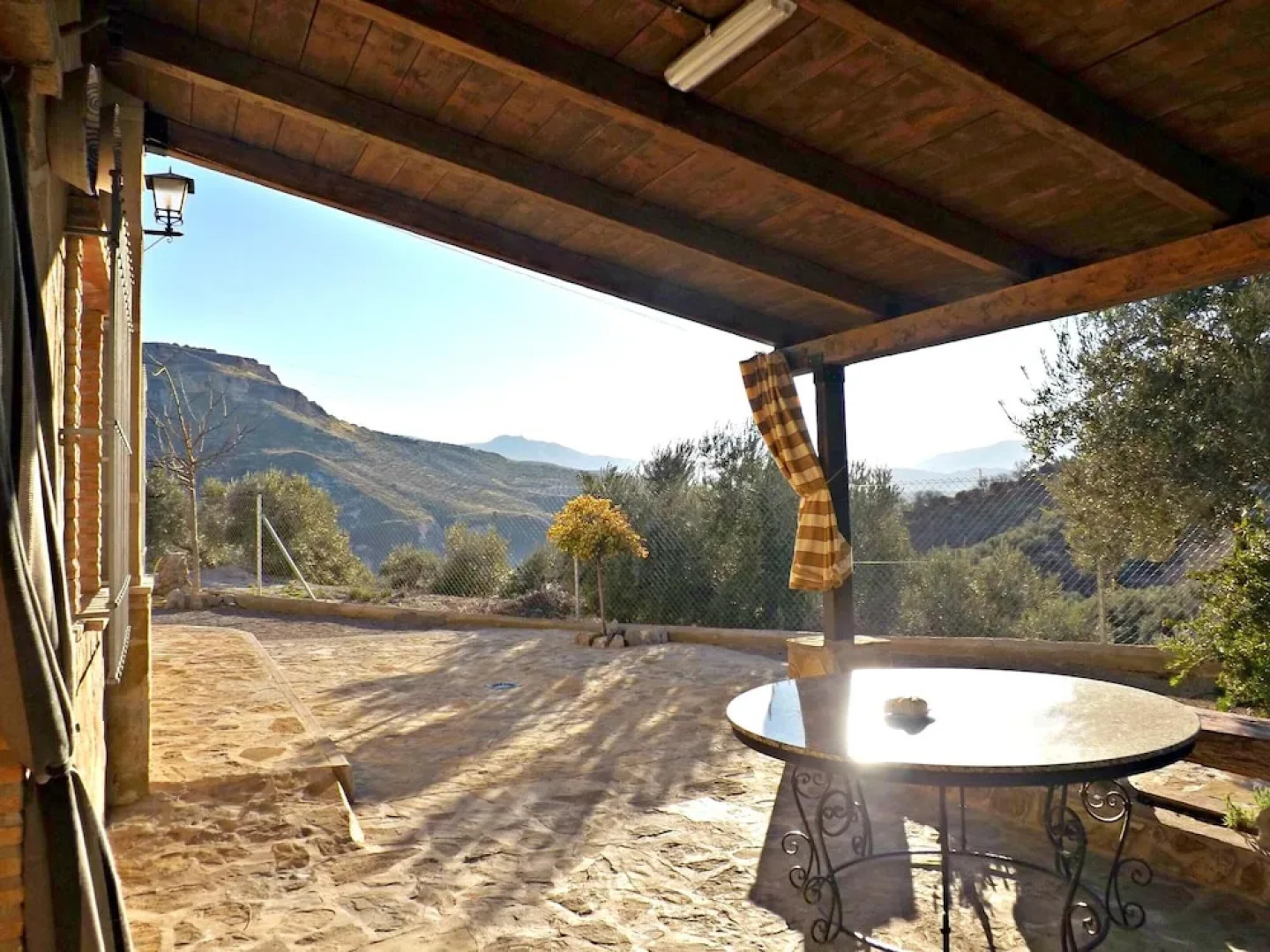 Villa With 5 Bedrooms in La Guardia de Jaen, With Wonderful Mountain V