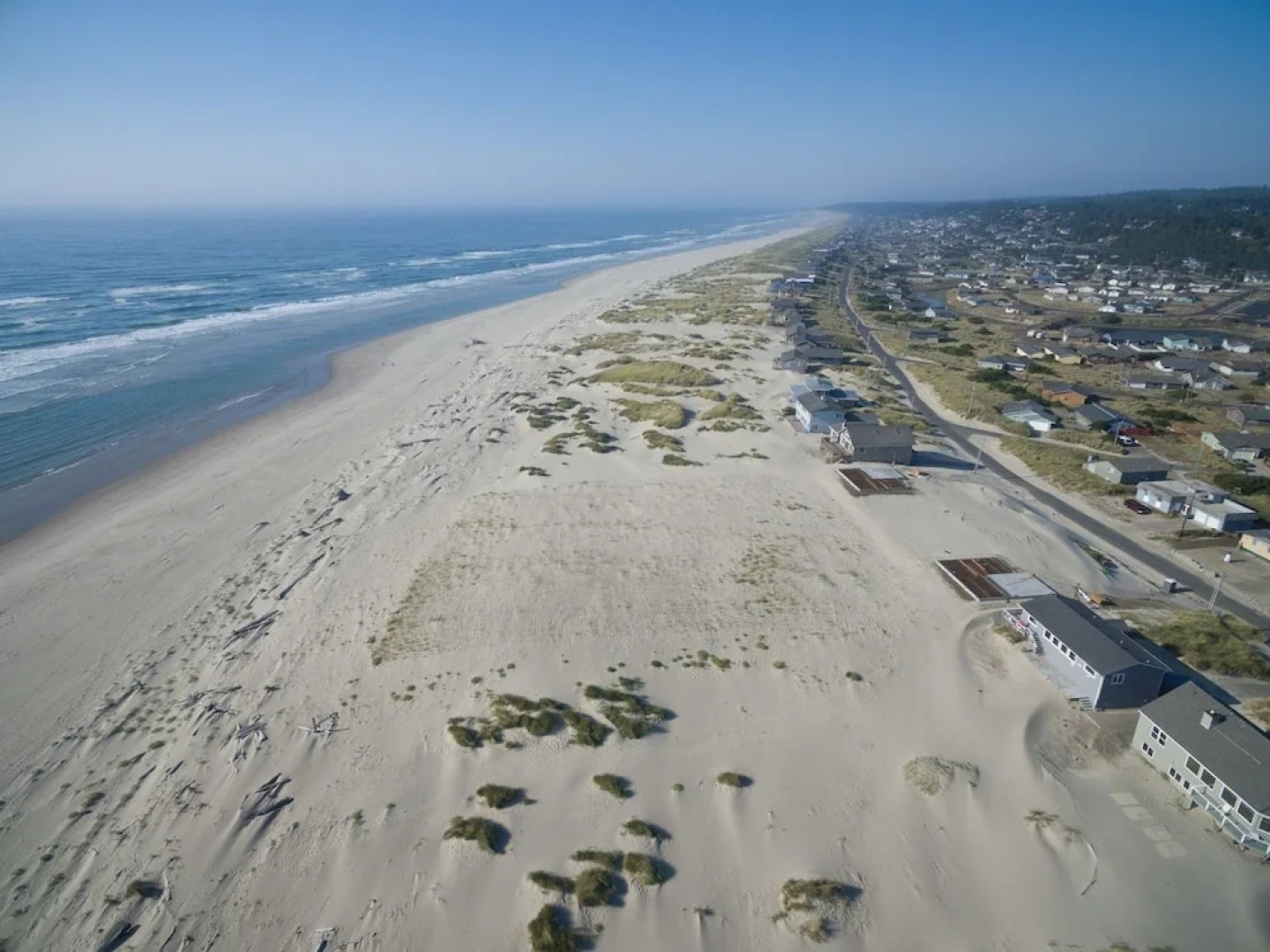 A Shore Thing 2 Br cottage by RedAwning