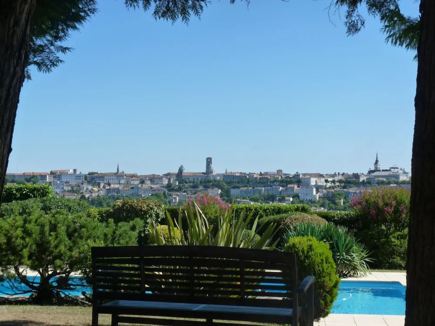 Chambres d'Hôtes de Champs Fleuri