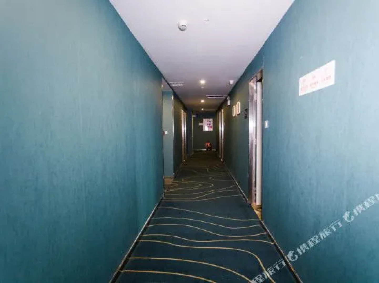 Ziyou Zhiyi Fengshang Hotel