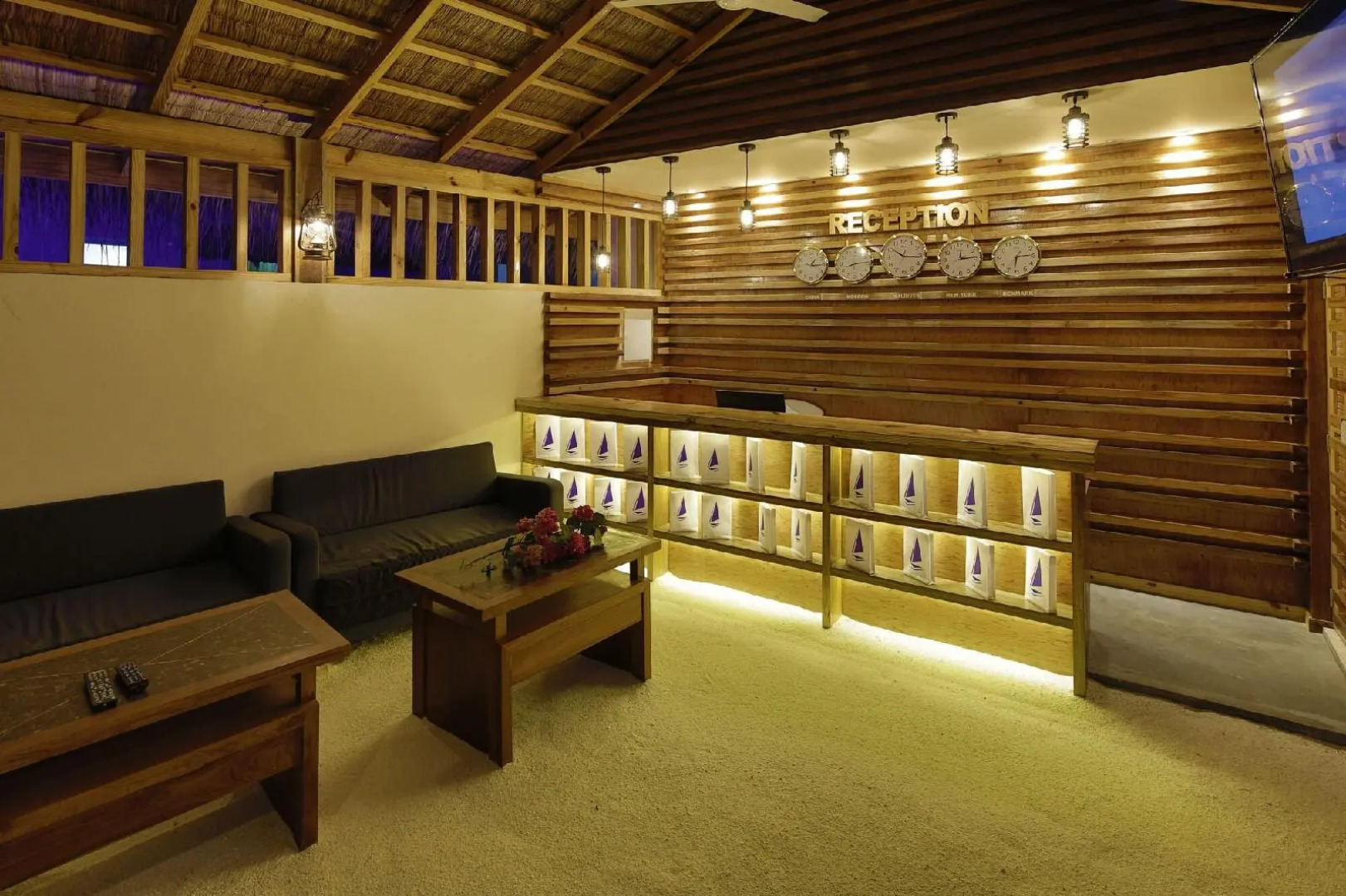 Shallow Lagoon Rasdhoo