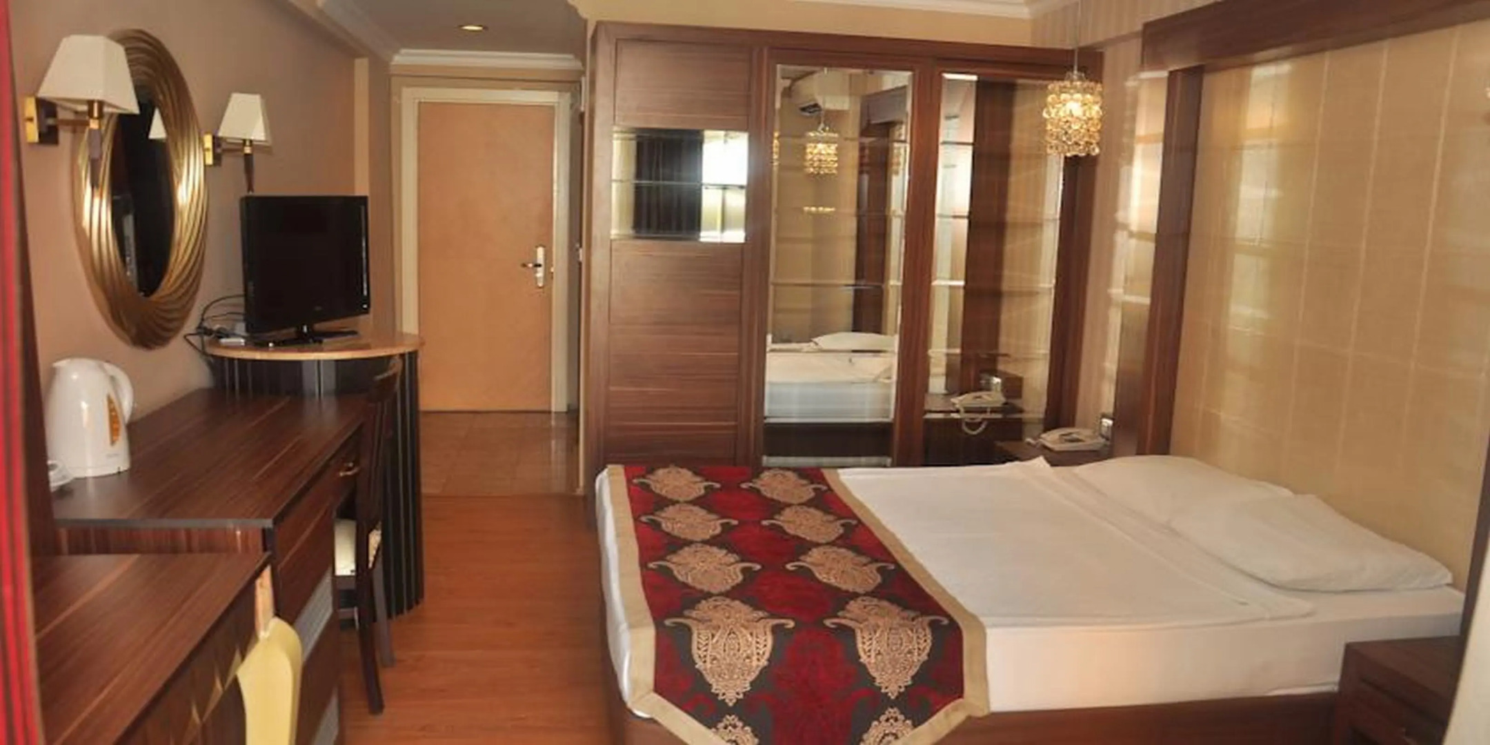 Taç Premier Hotel & Spa