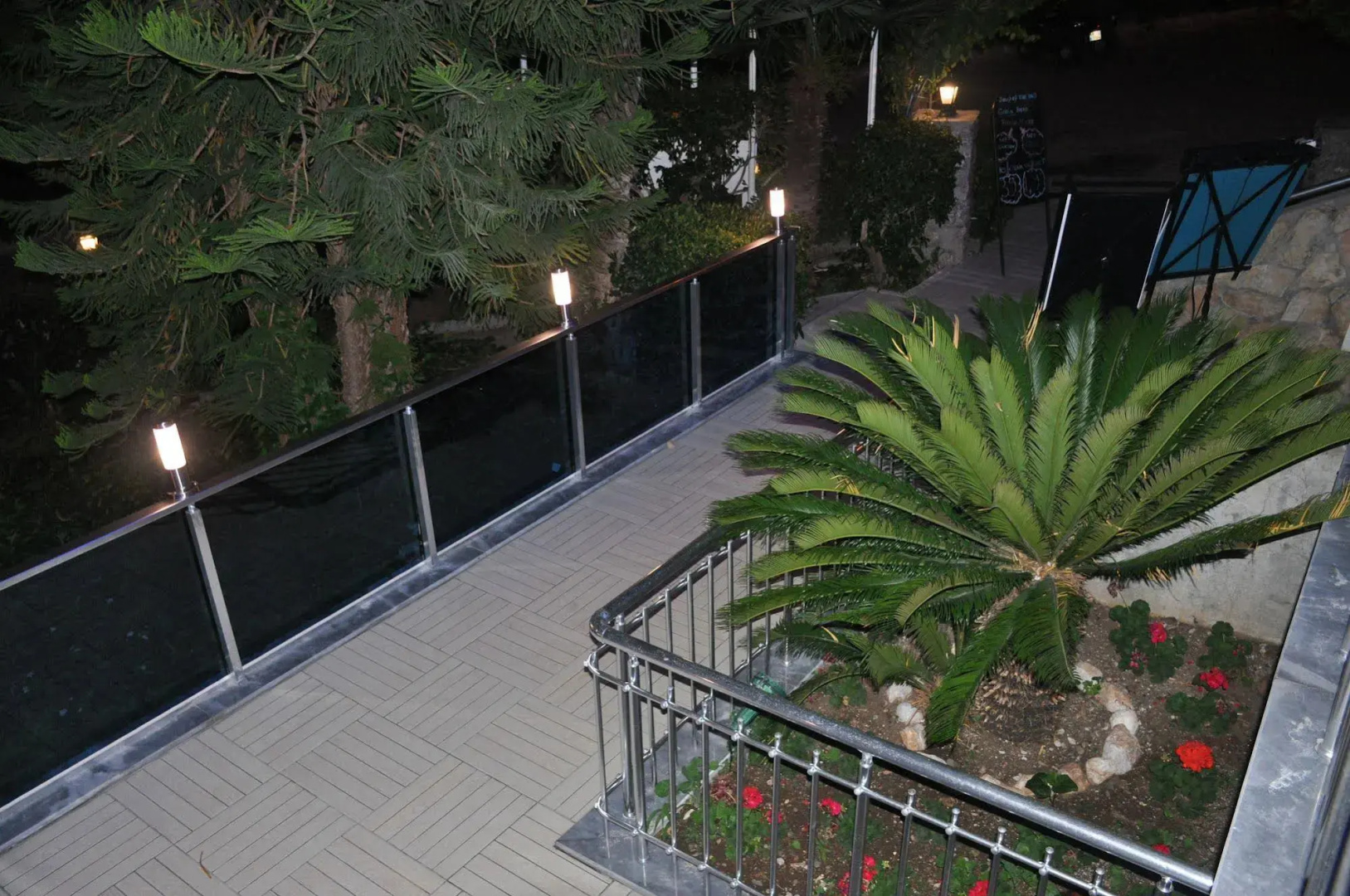 Club Aquarium Apart