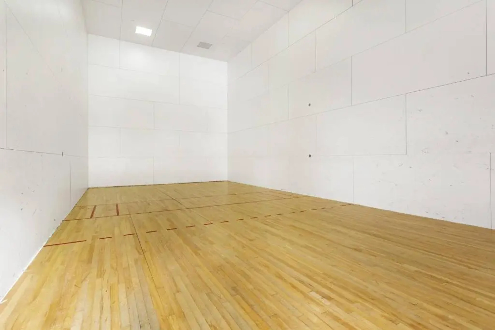 Treehouse Village 323