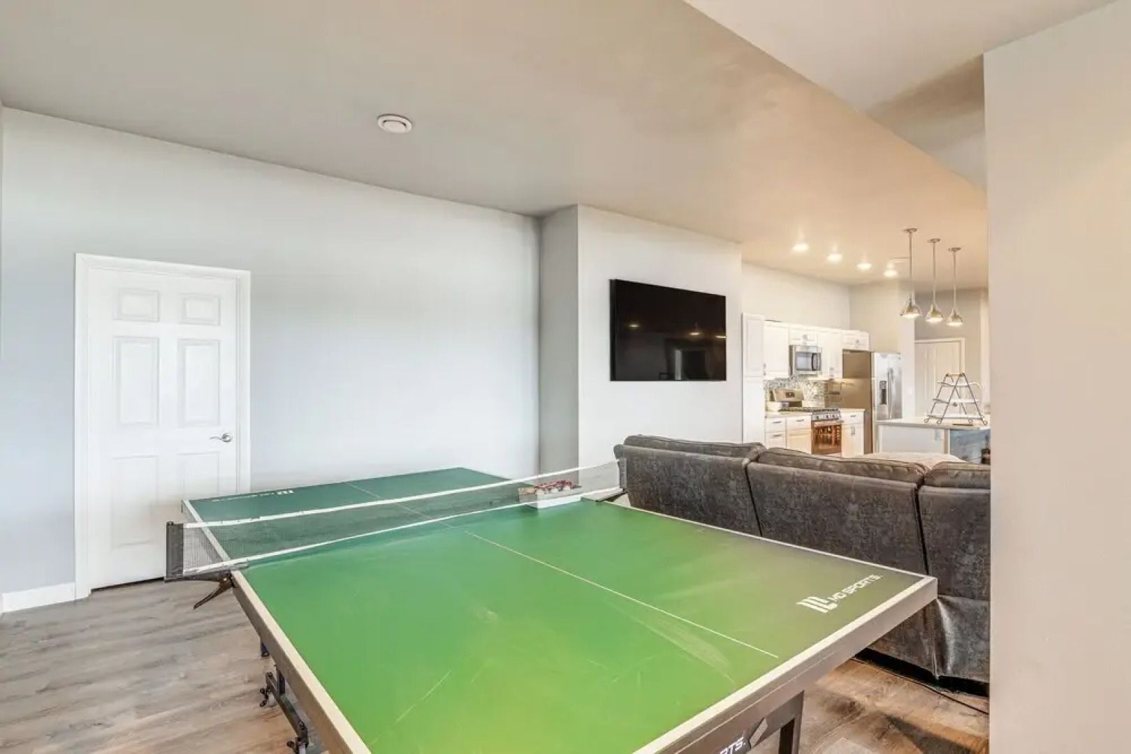 Palmer Apartment w/ Peaceful Pond & Kayaks!