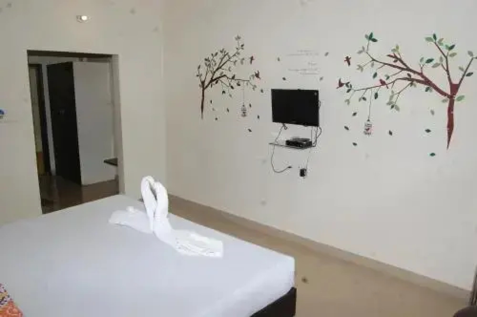 Thar Midway Hotel & Restaurant