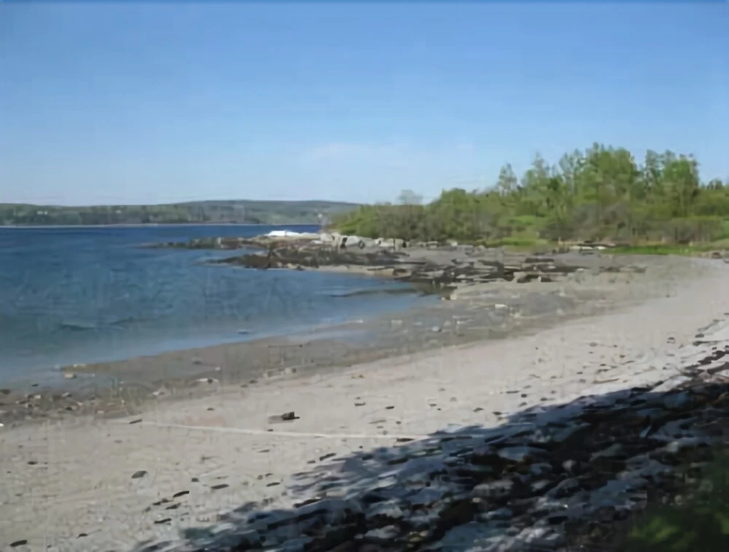 Point Field Cottage - One Bedroom Home