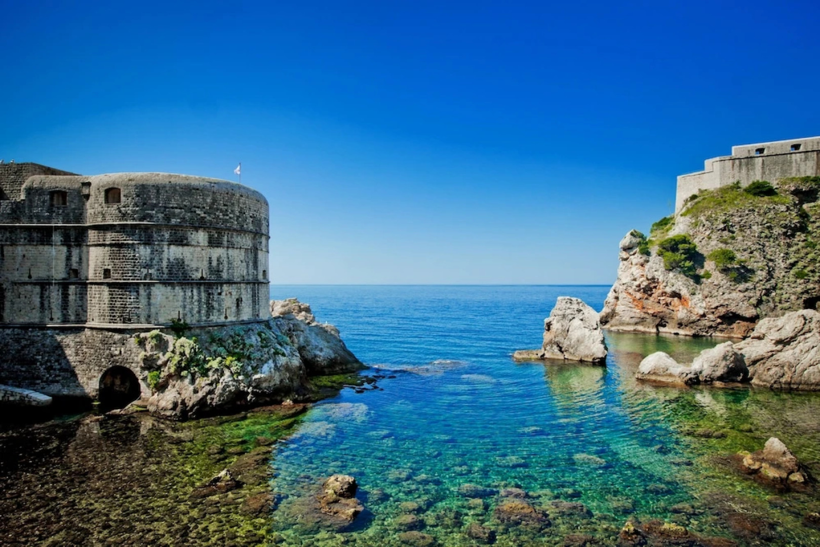 Sea Front Apartment 1