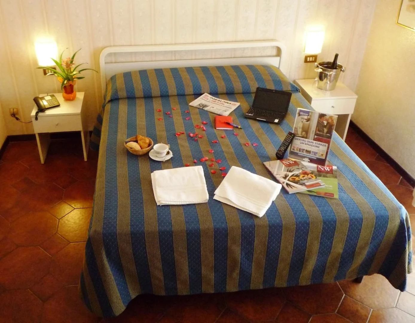 Hotel Montecarlo 3 Stelle