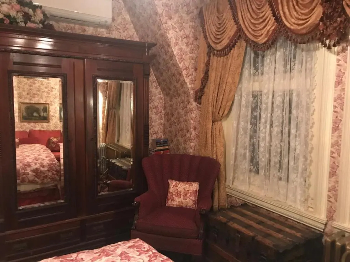 The Gables Bed and Breakfast Philadelphia