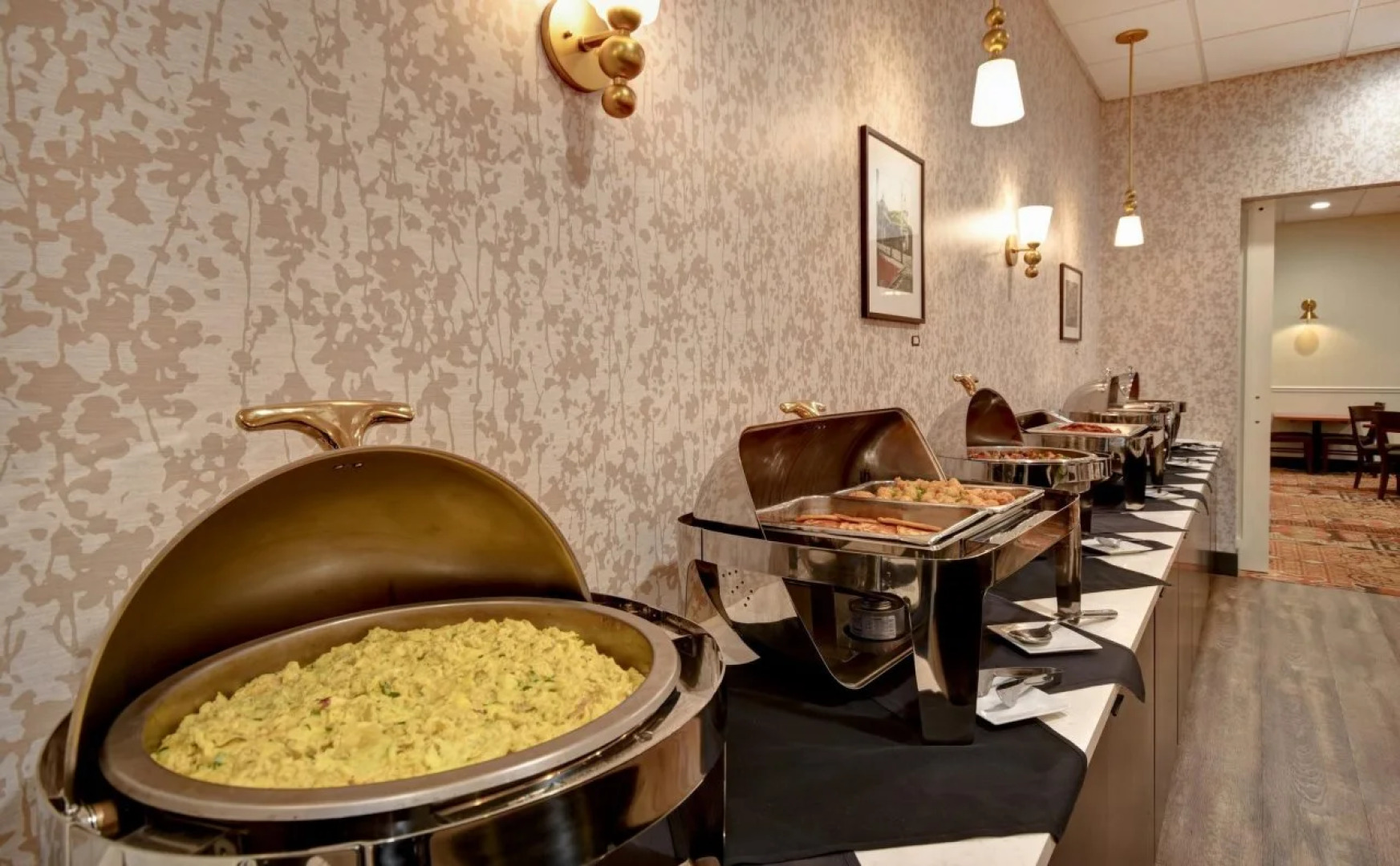 Holiday Inn Lancaster by IHG