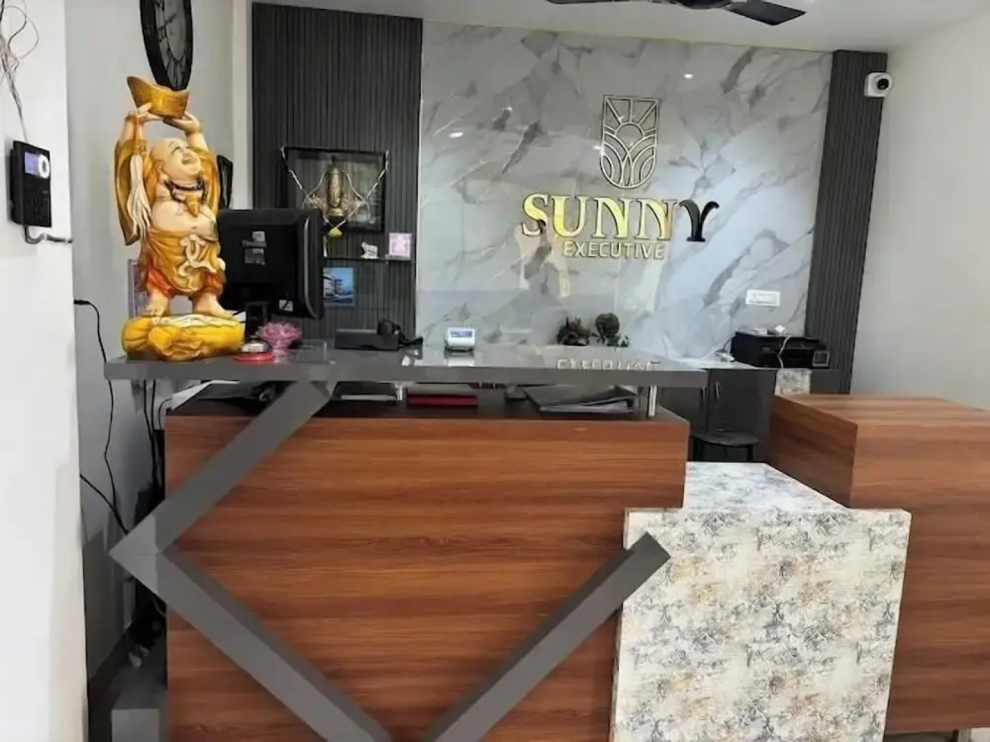 Sunny Executive Satara