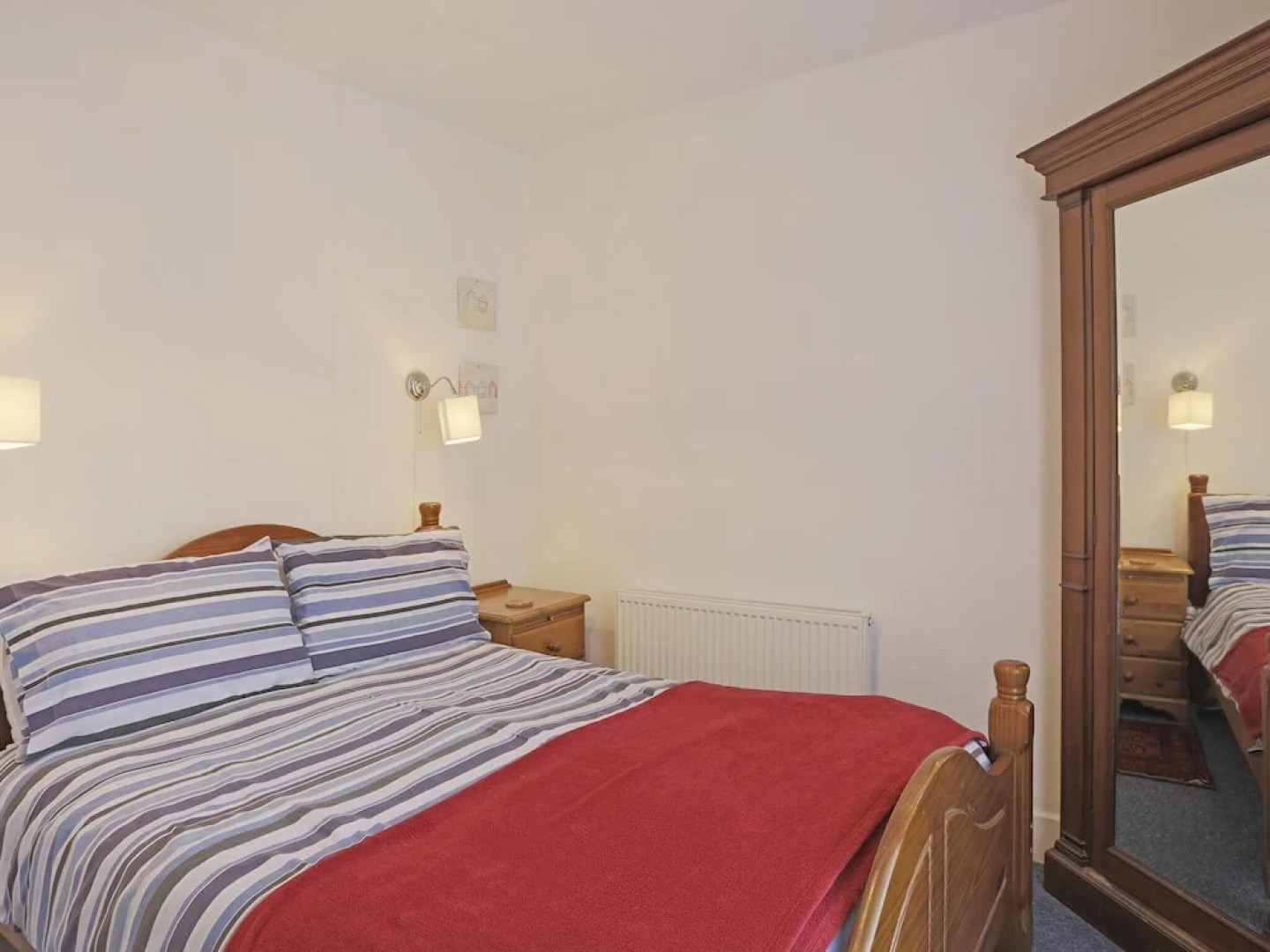 Peaceful holiday home in Southword with Garden