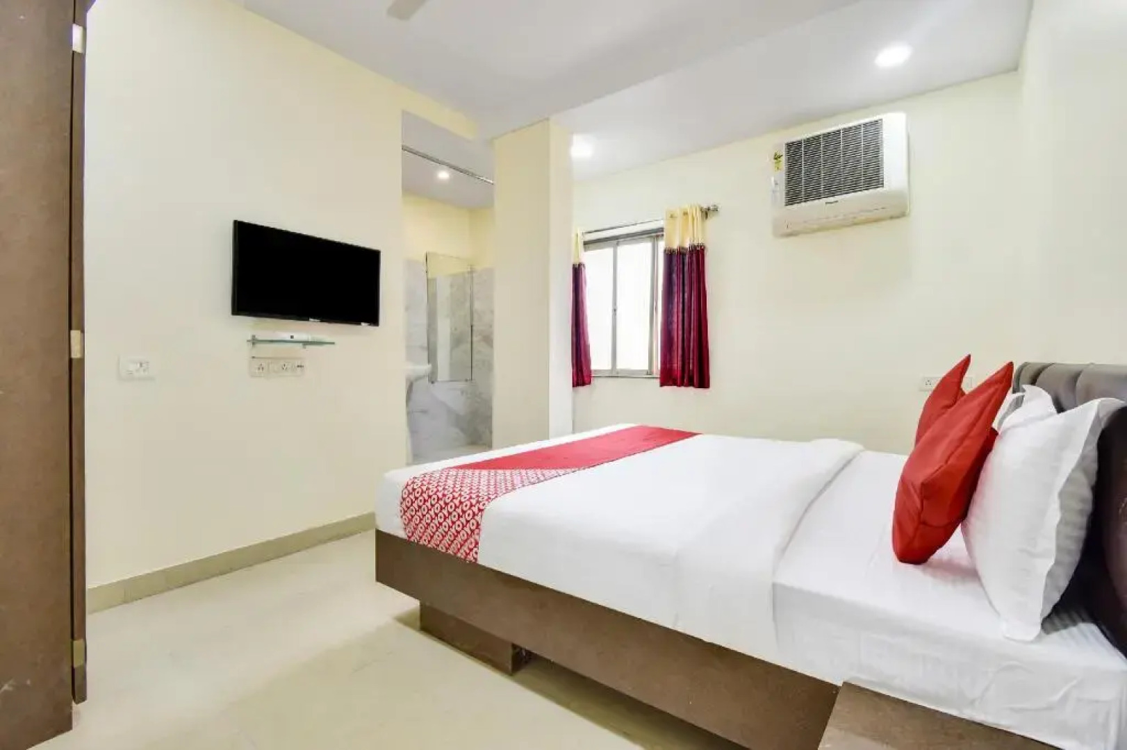 Hotel Sant Kripa by OYO Rooms