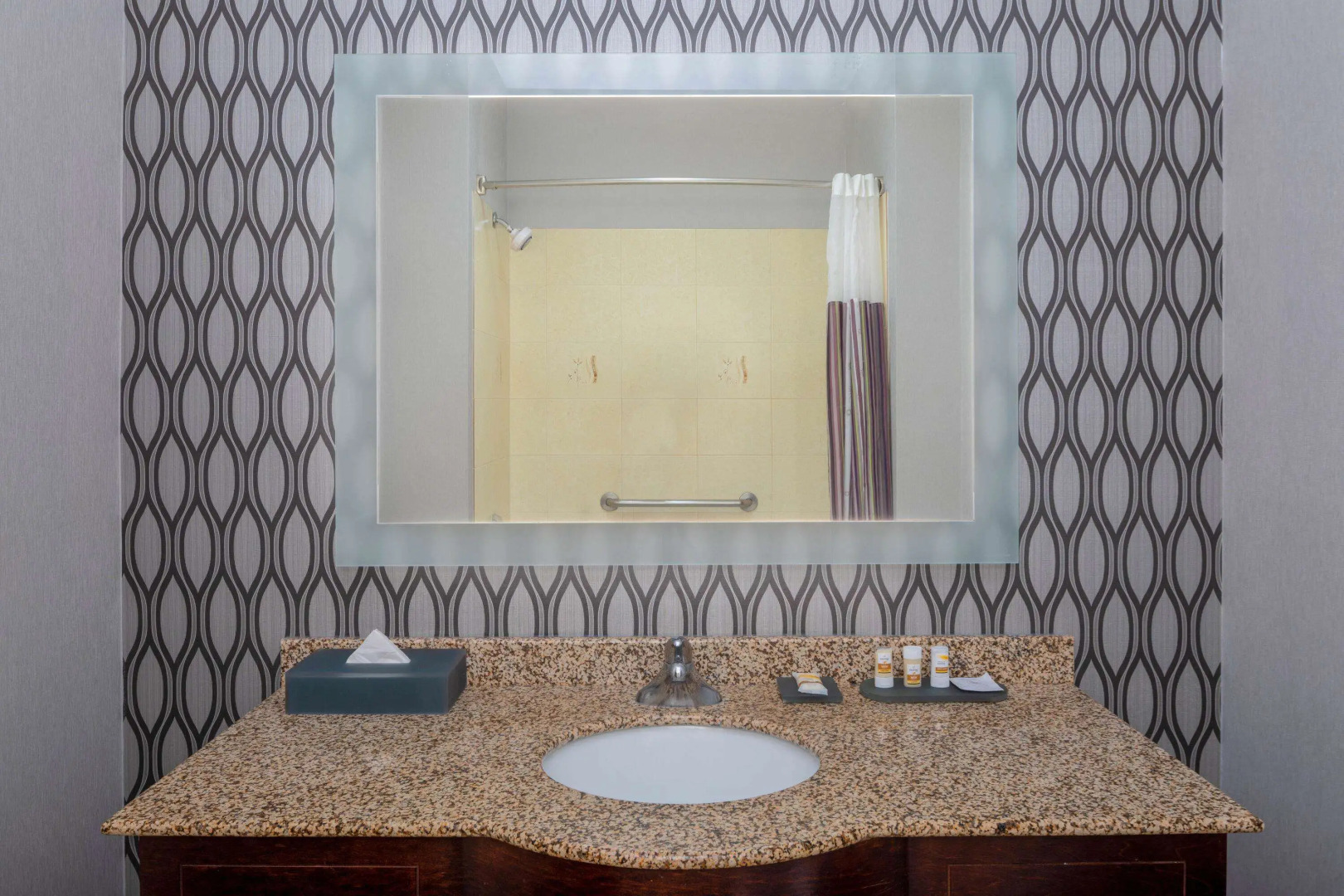 La Quinta Inn & Suites by Wyndham Savannah Airport - Pooler