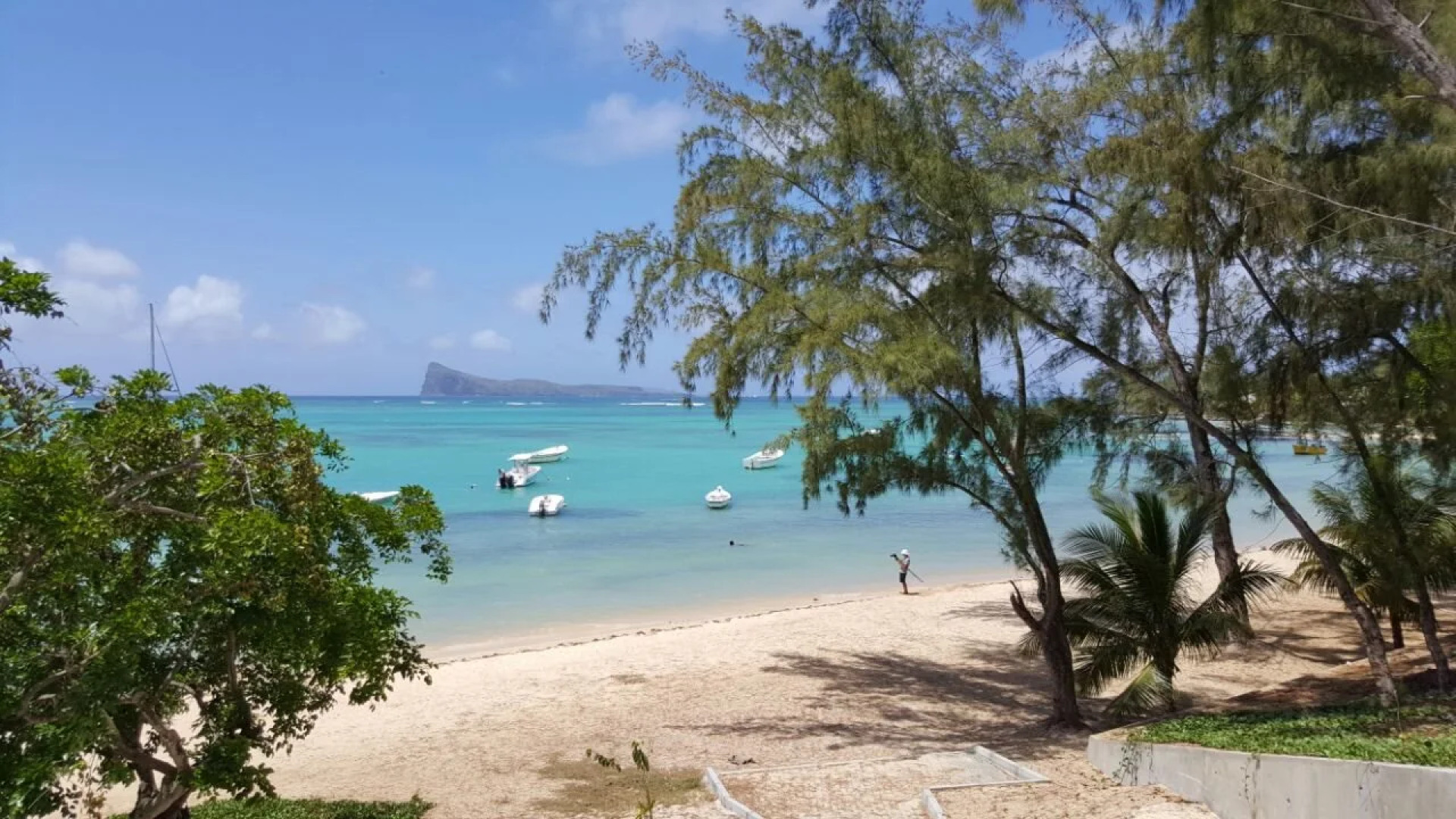 Corail Bleu Private Pool & Garden Villas with LOV