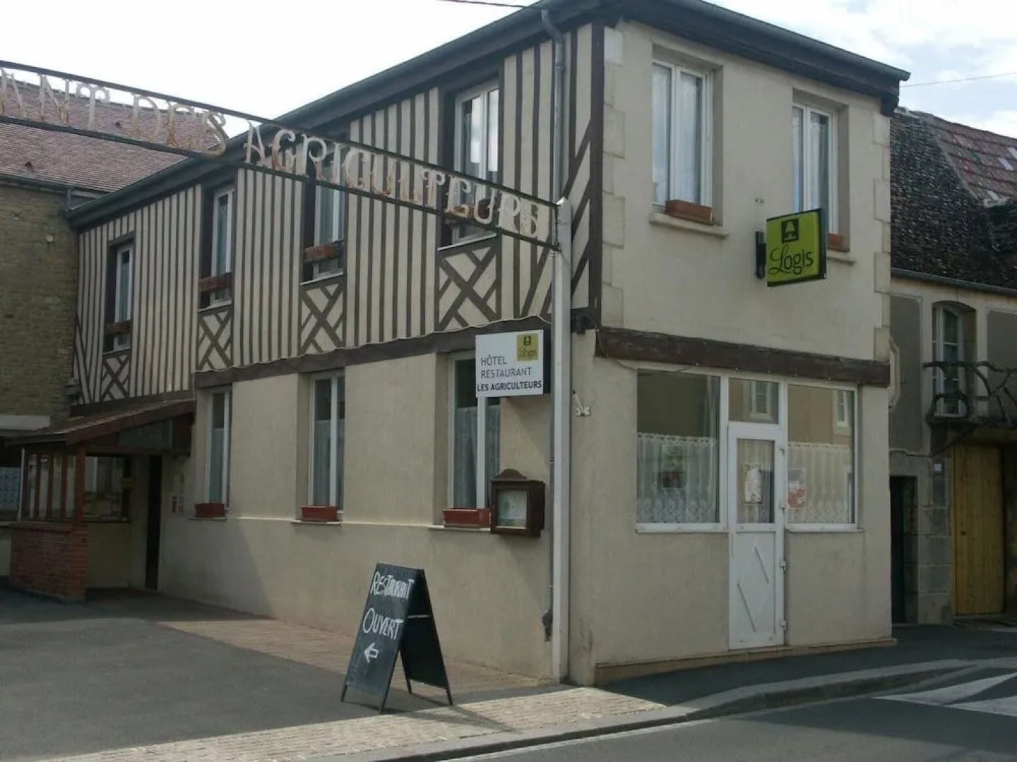 Hôtel Restaurant Les Agriculteurs